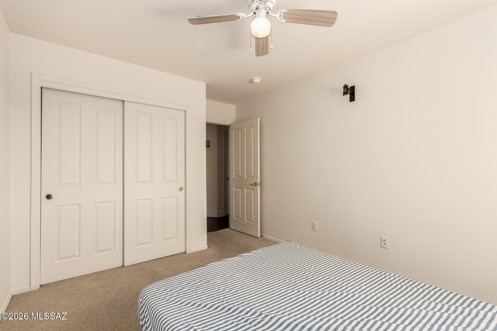 71 S Lookout Mountain Lane