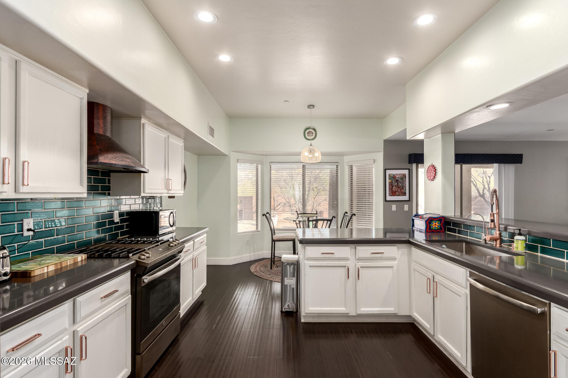 71 S Lookout Mountain Lane