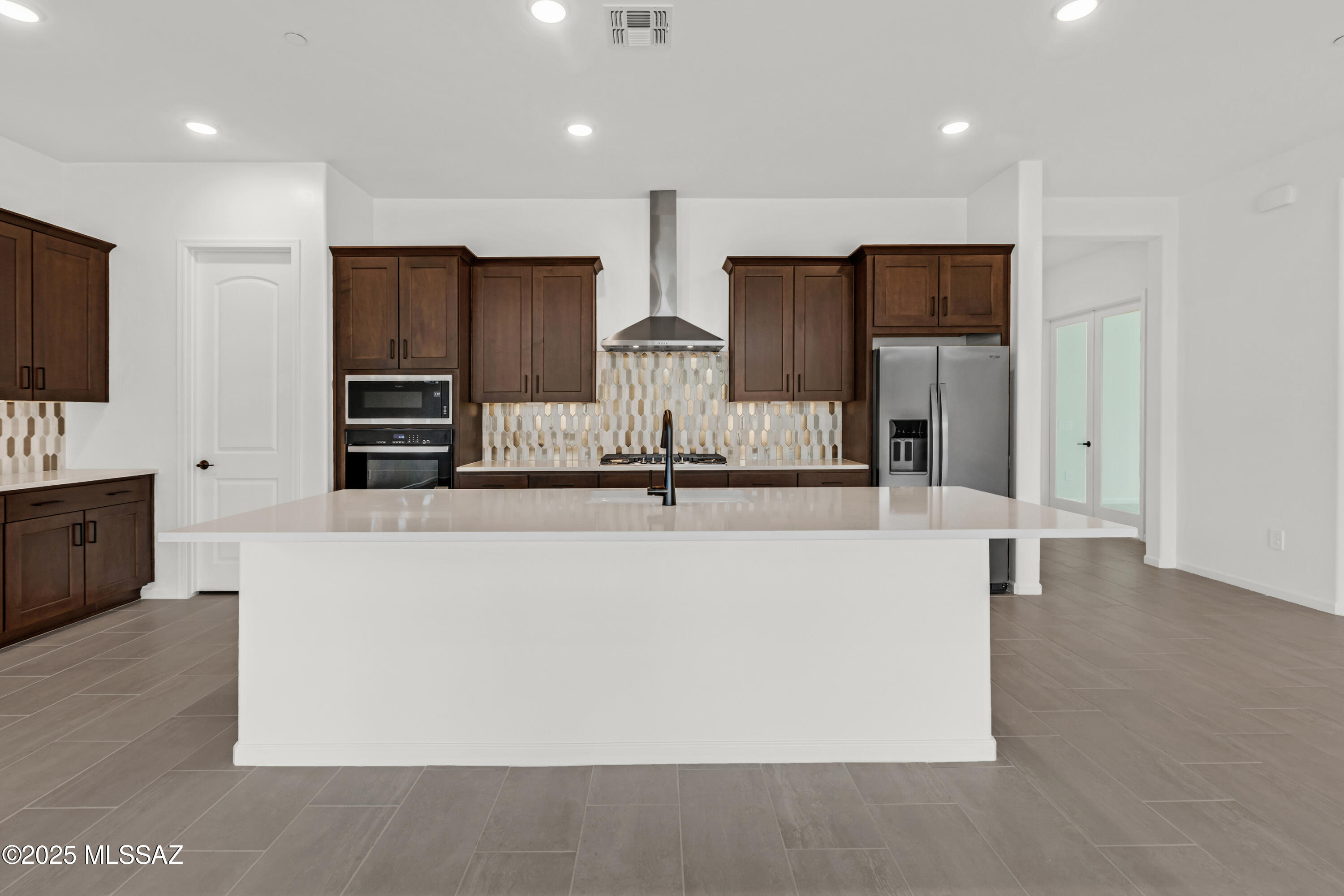 14733 N Blue Juniper Lane