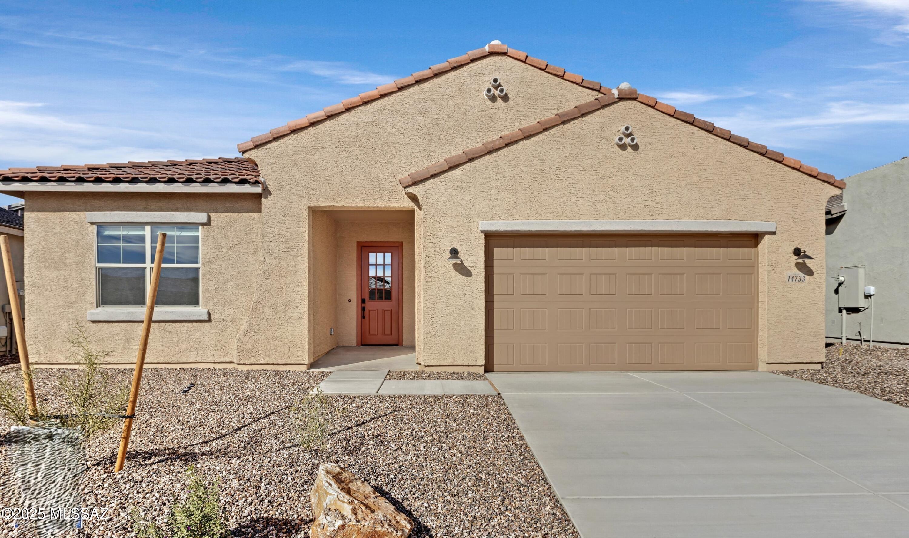 14733 N Blue Juniper Lane