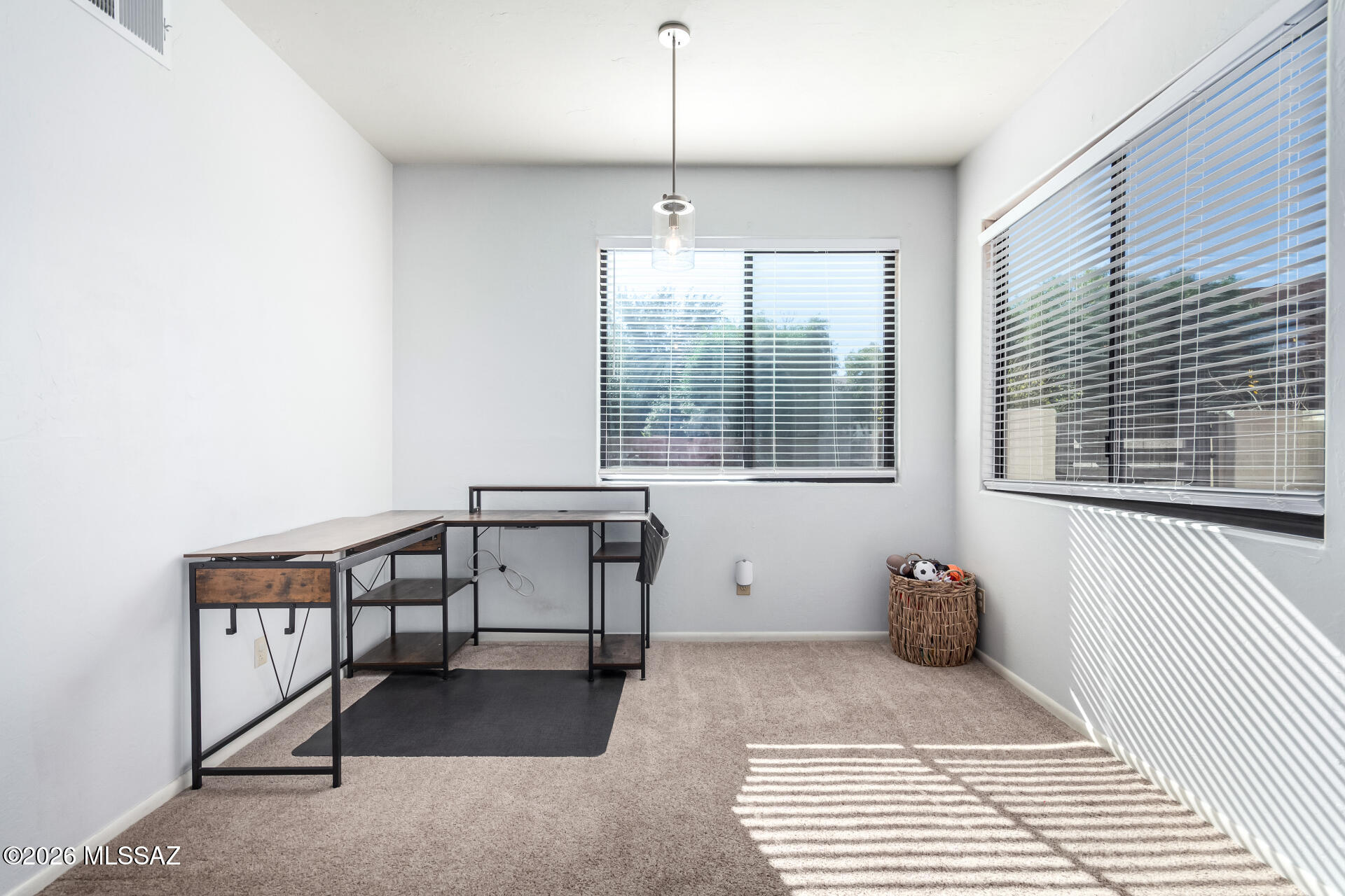 11909 N Copper Butte Drive