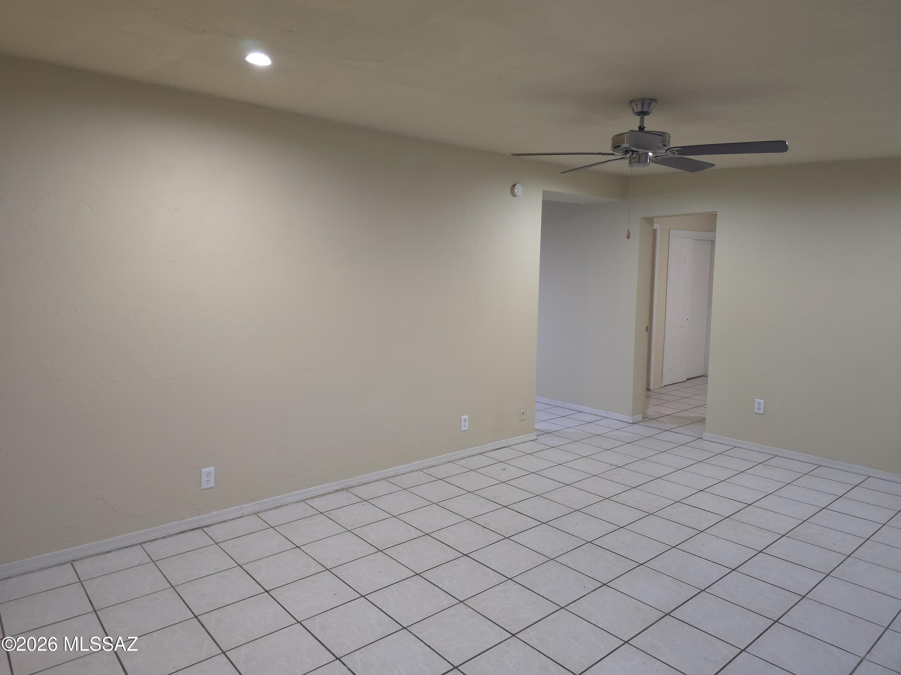 5315 S Champion Stravenue