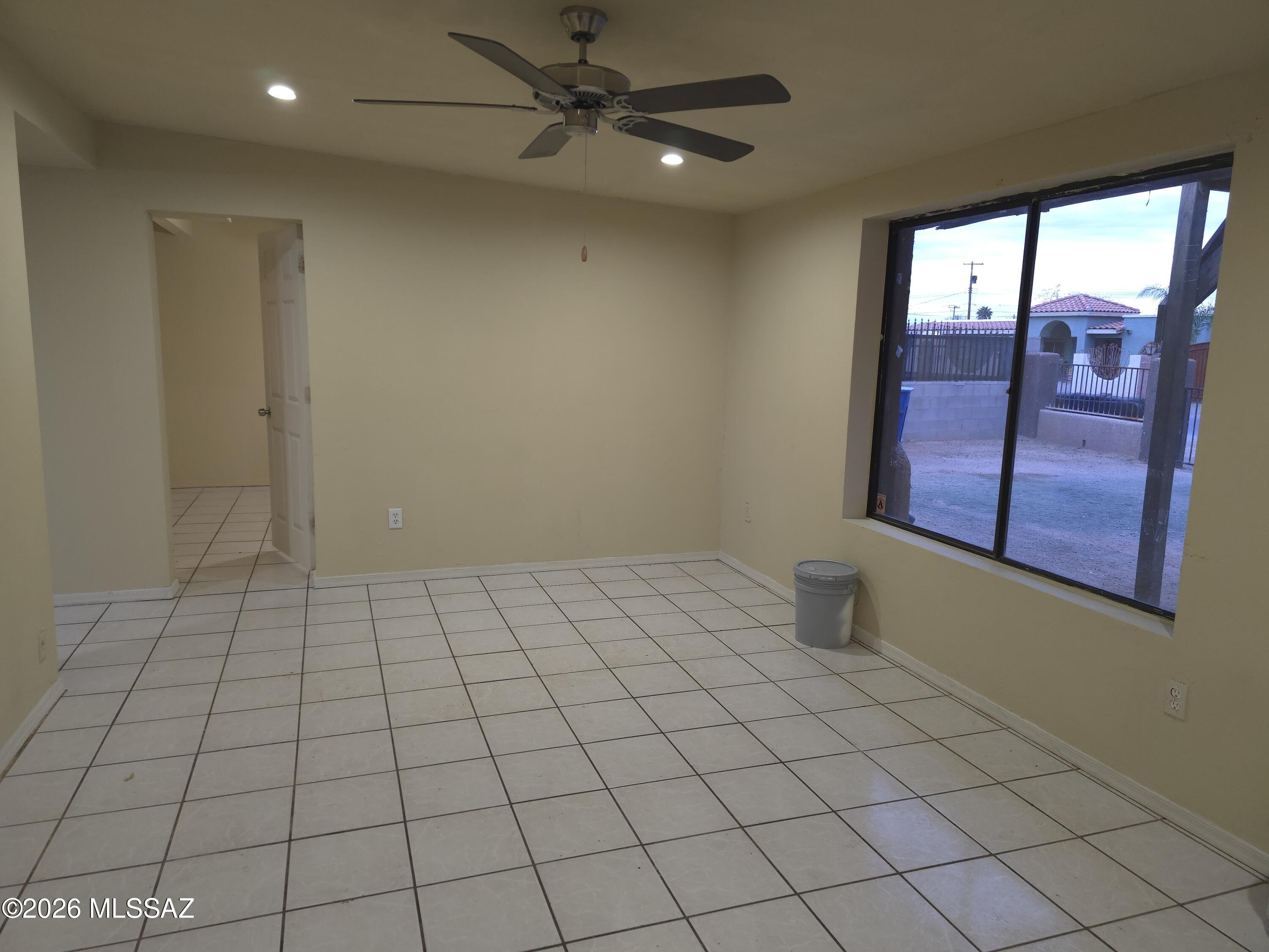 5315 S Champion Stravenue