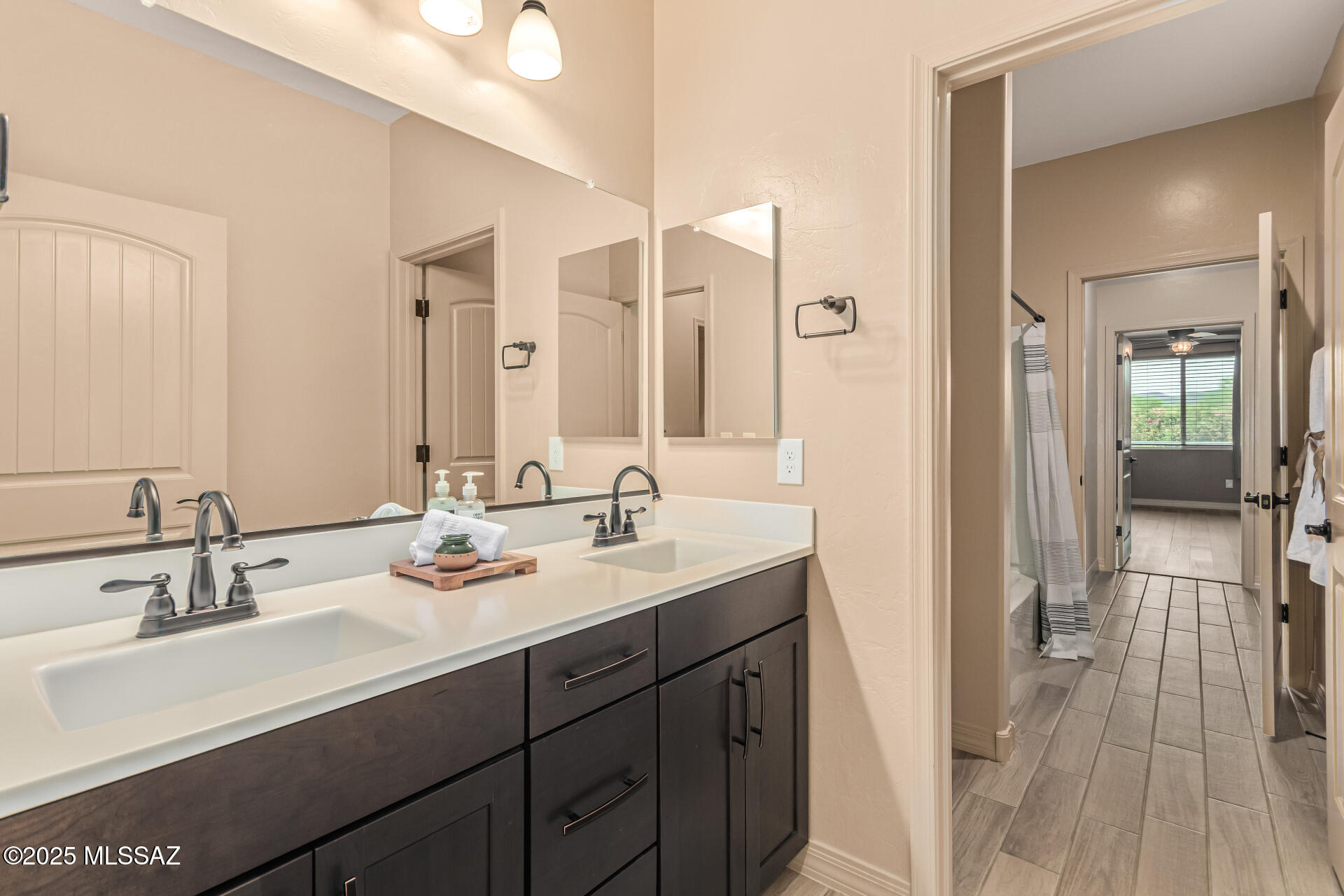 10317 S Wheel Spoke Lane