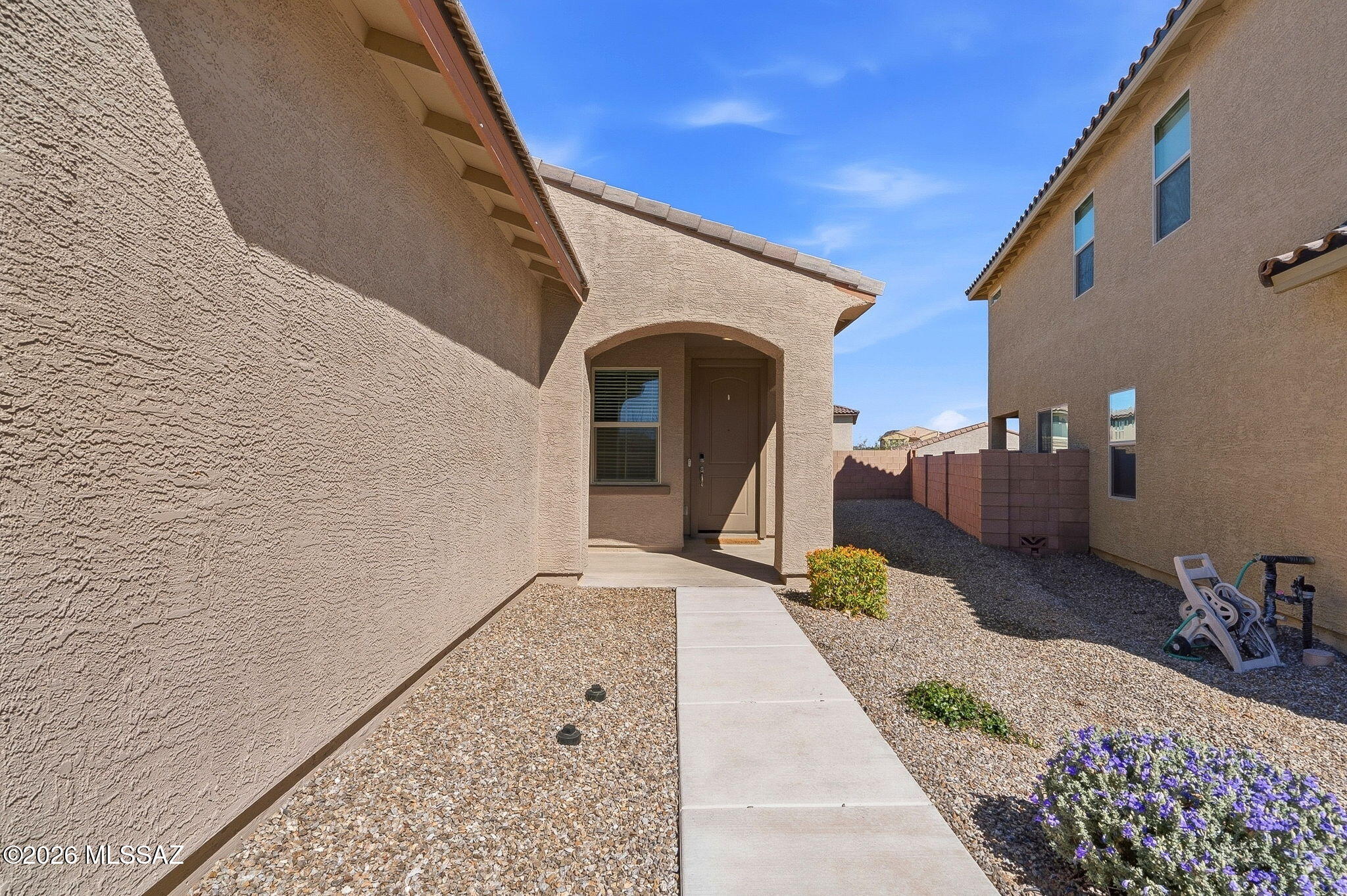 7036 W Jadewood Lane