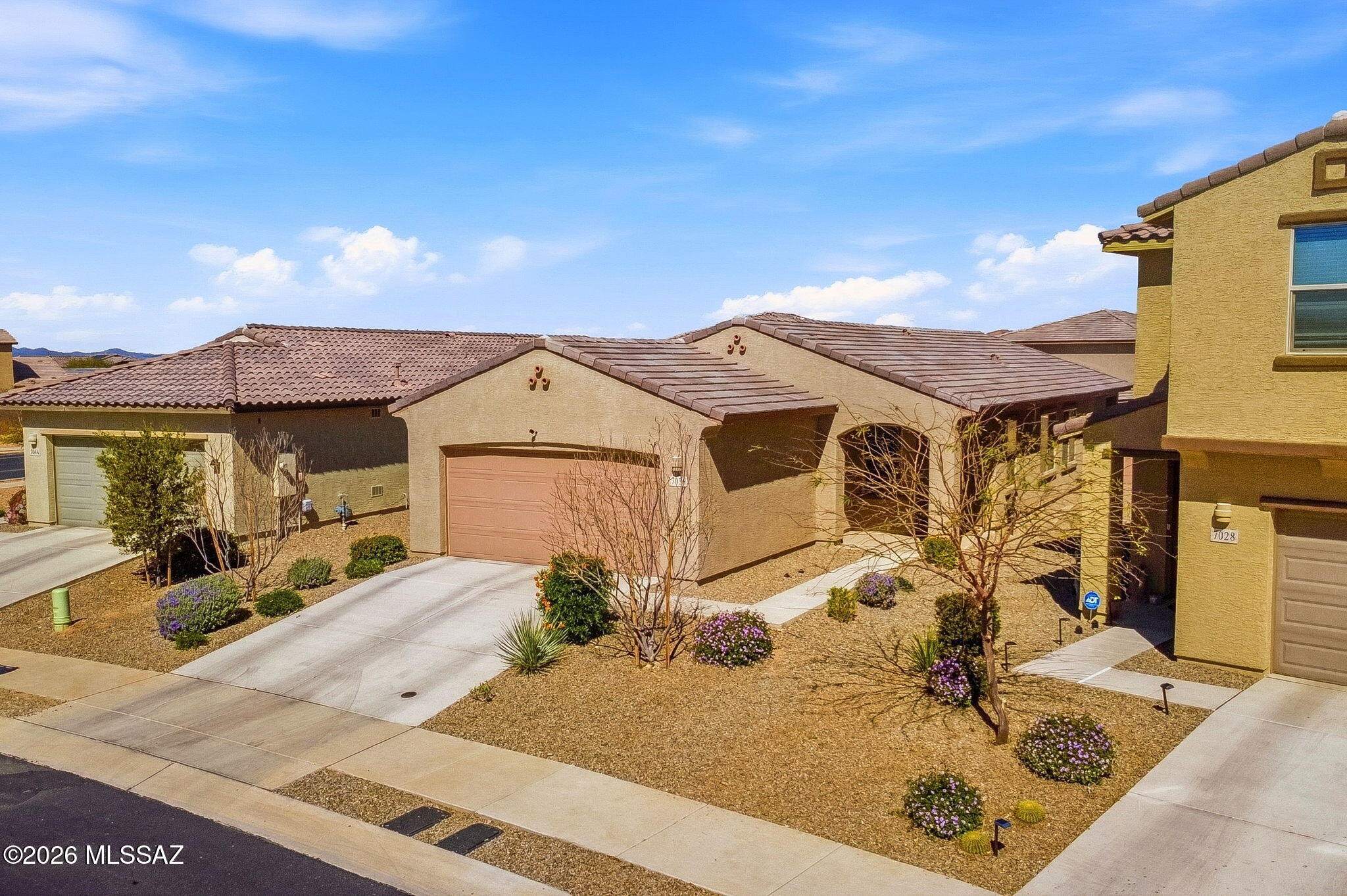 7036 W Jadewood Lane