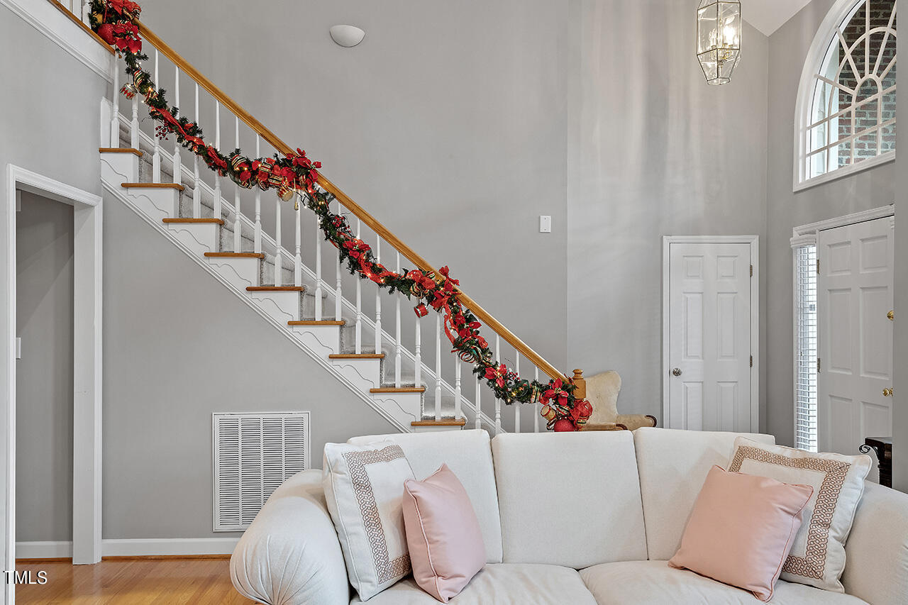 2306 Strawberry Lane Lane