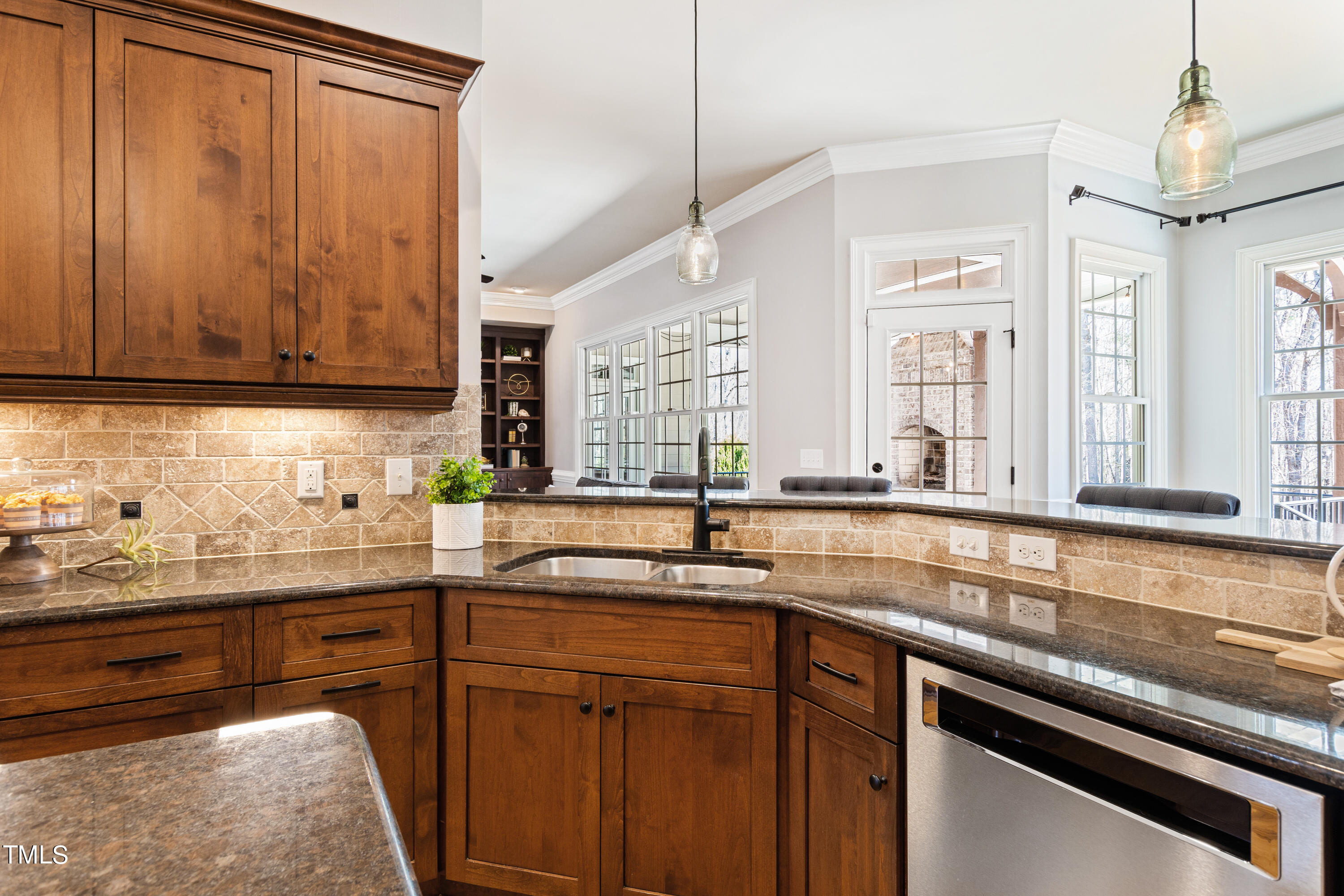 2525 Umbria Court