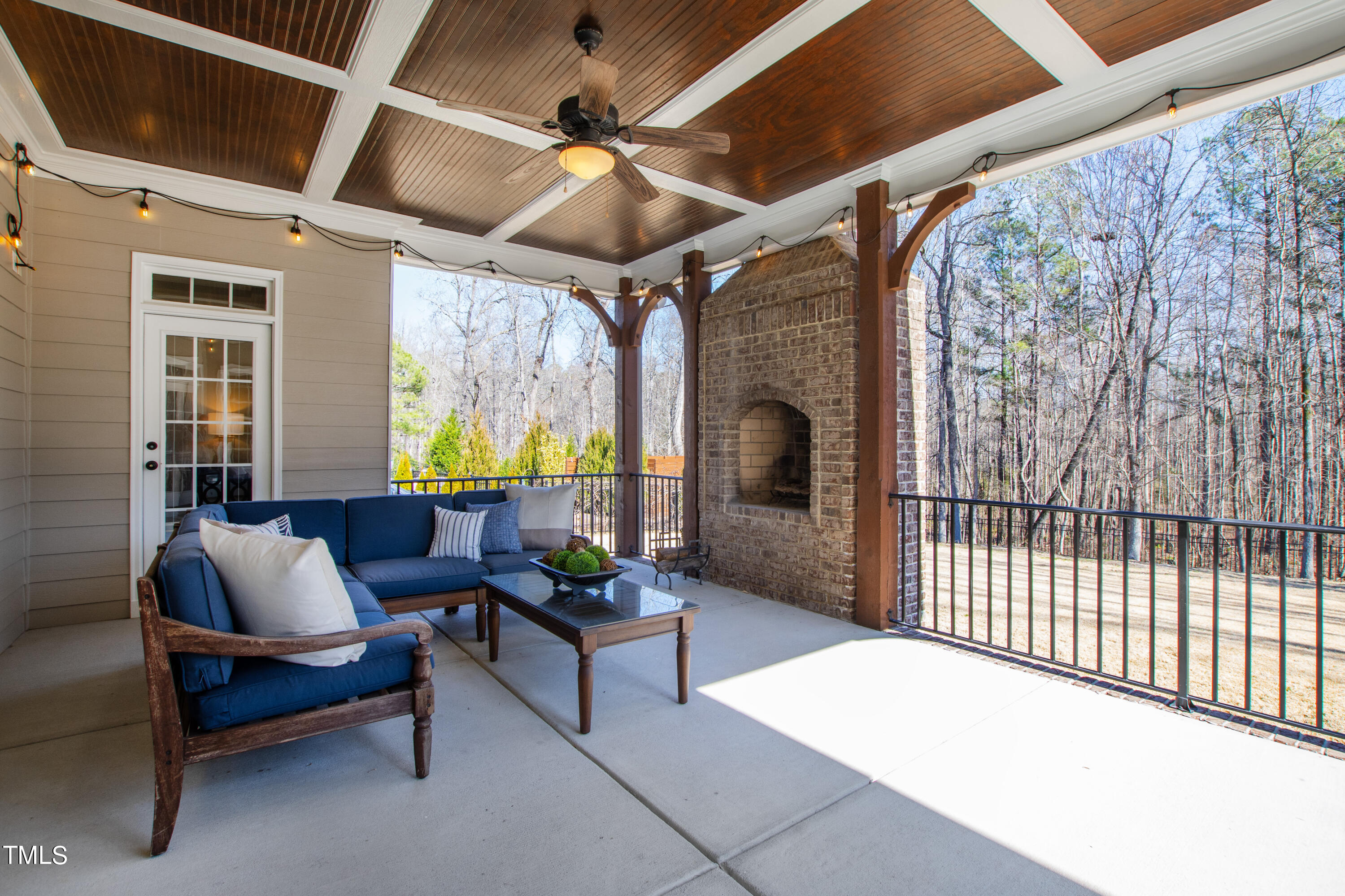 2525 Umbria Court