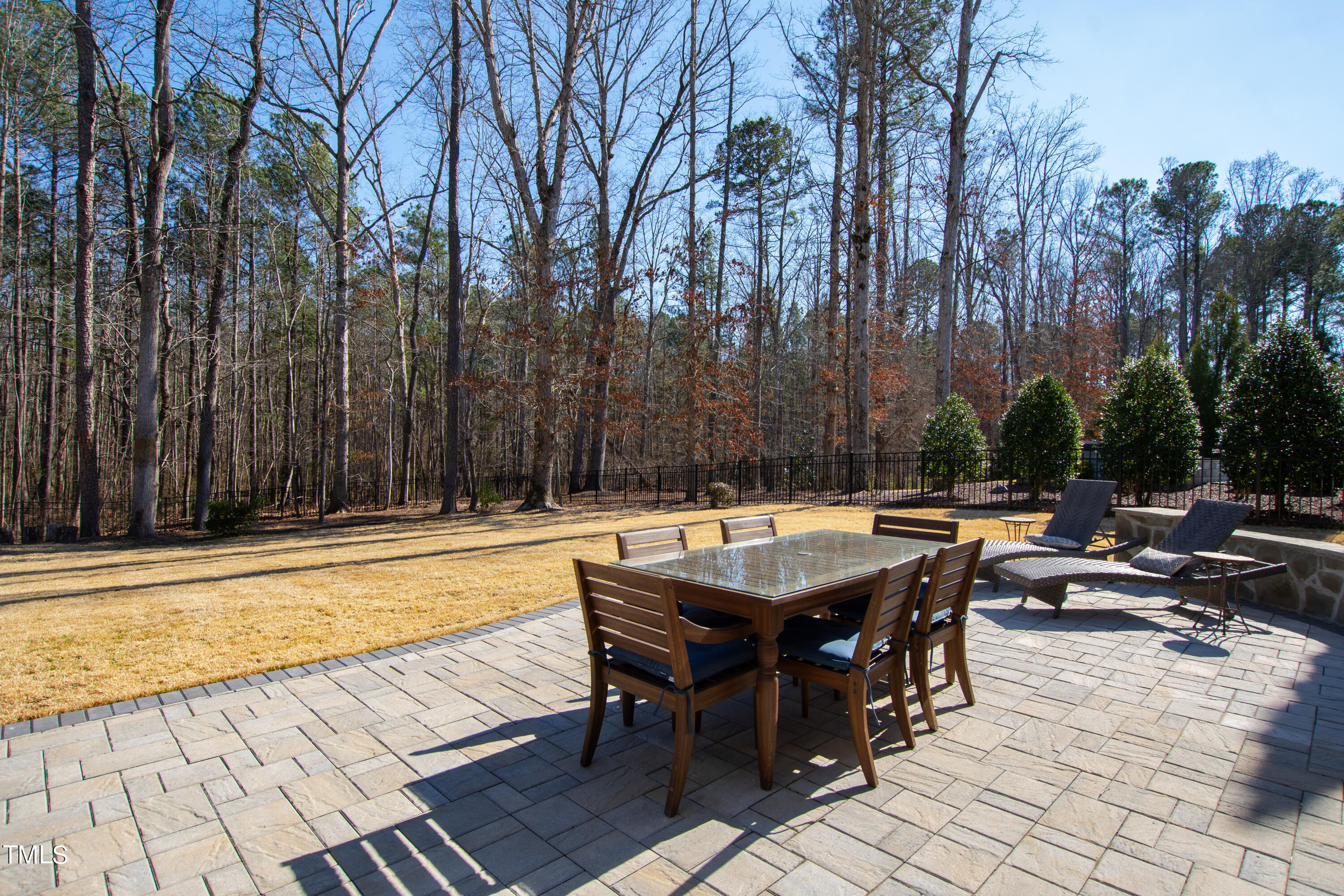 2525 Umbria Court