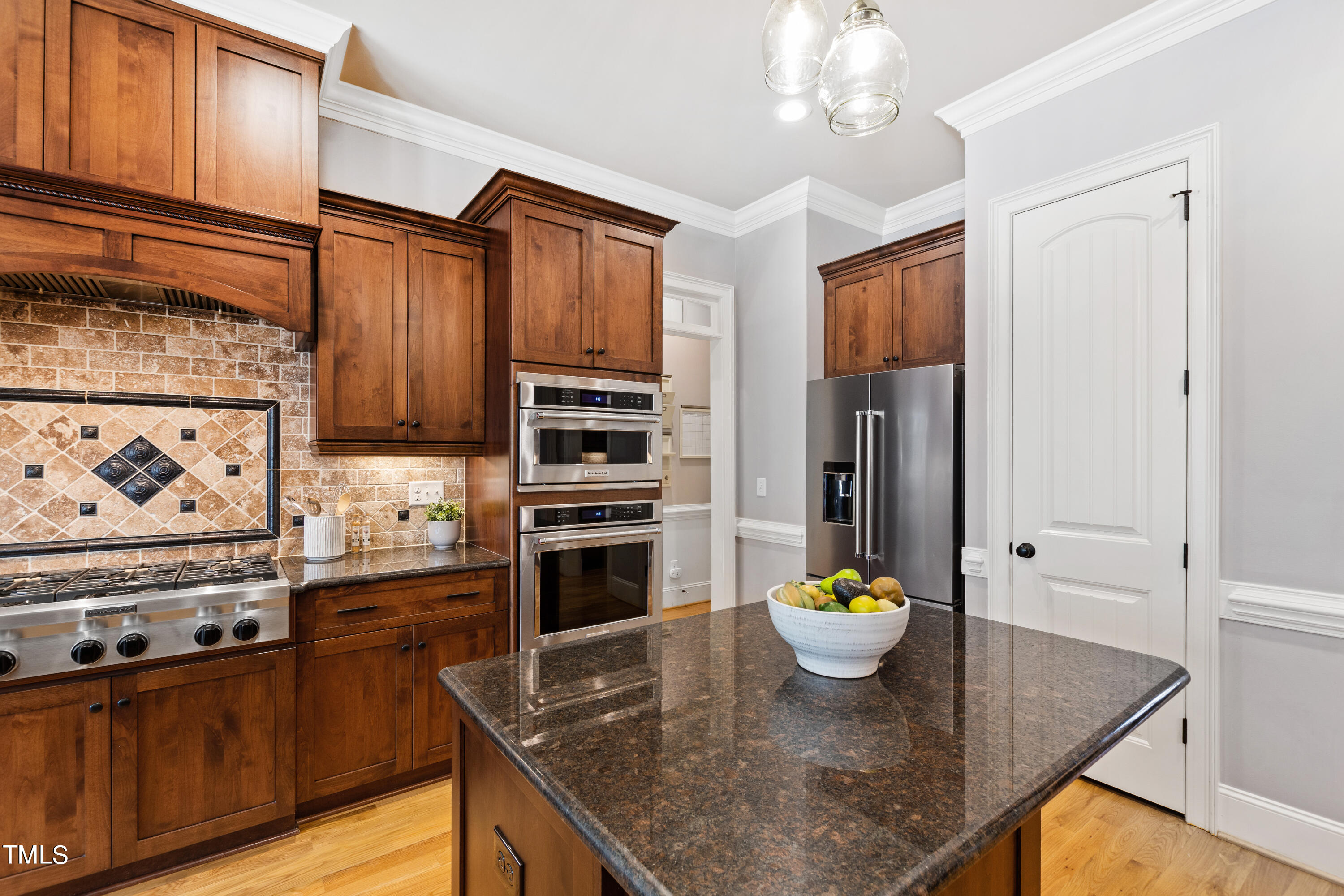 2525 Umbria Court