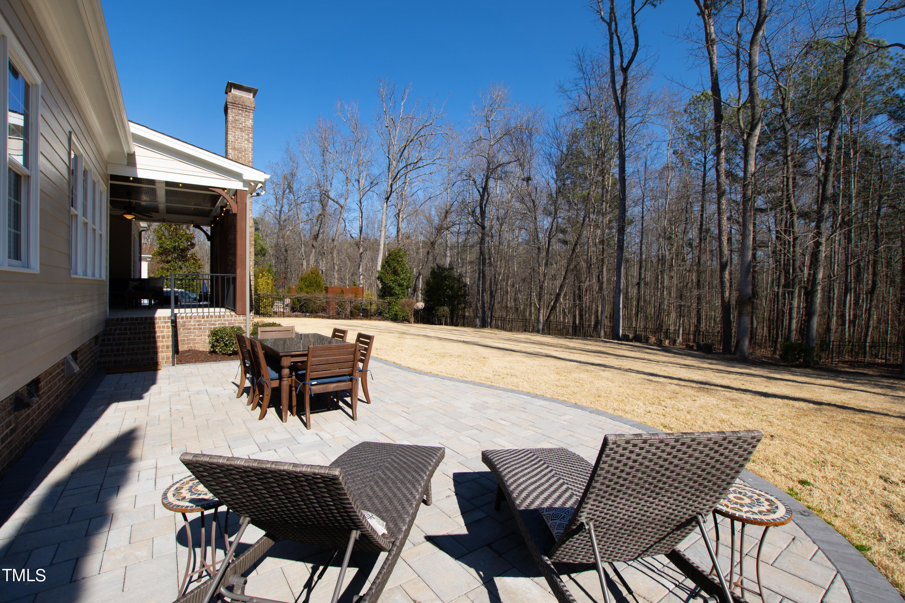 2525 Umbria Court