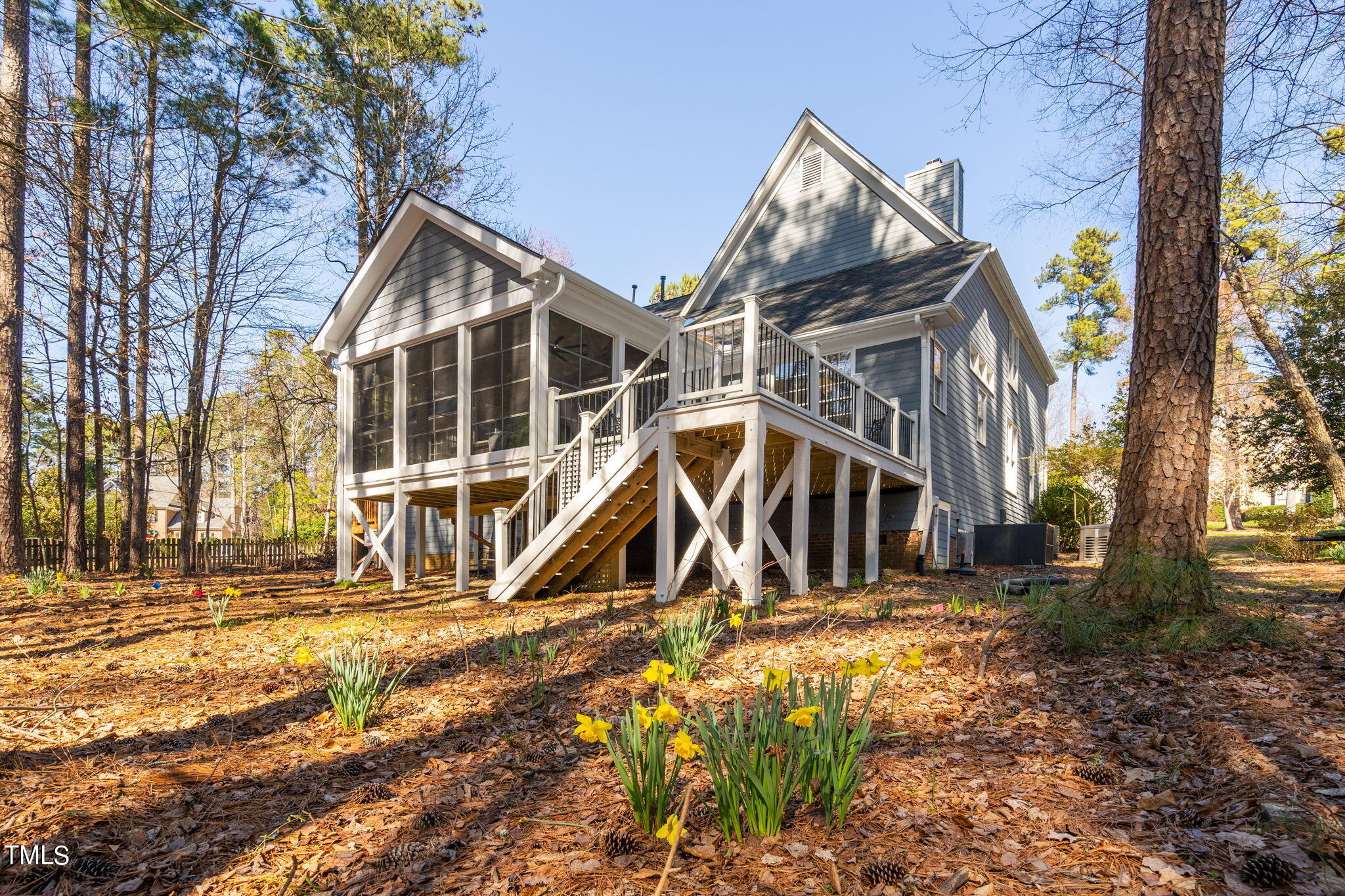 102 Meadowvale Circle