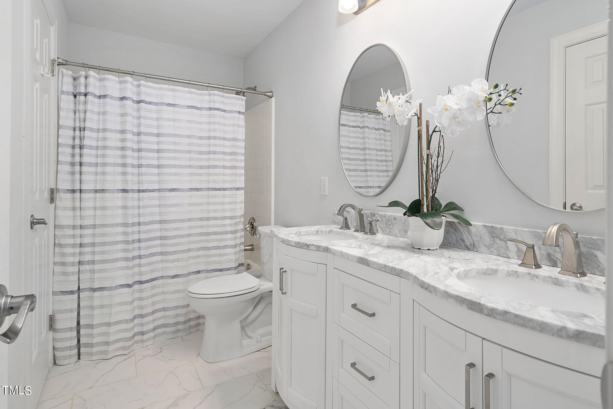 102 Meadowvale Circle
