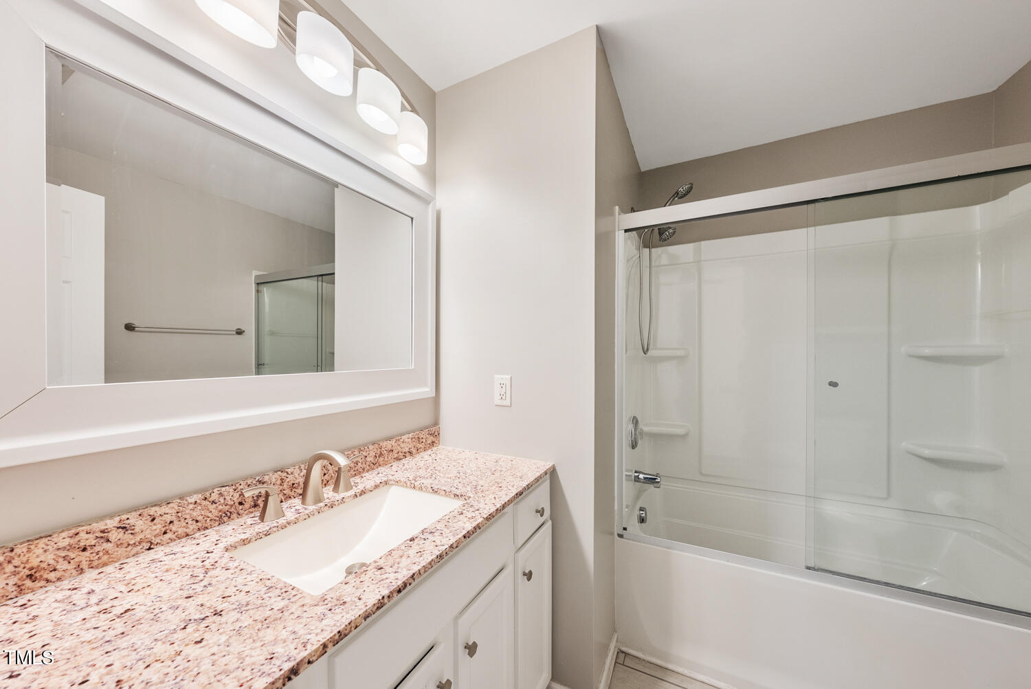 4604 Peyton Hall Way