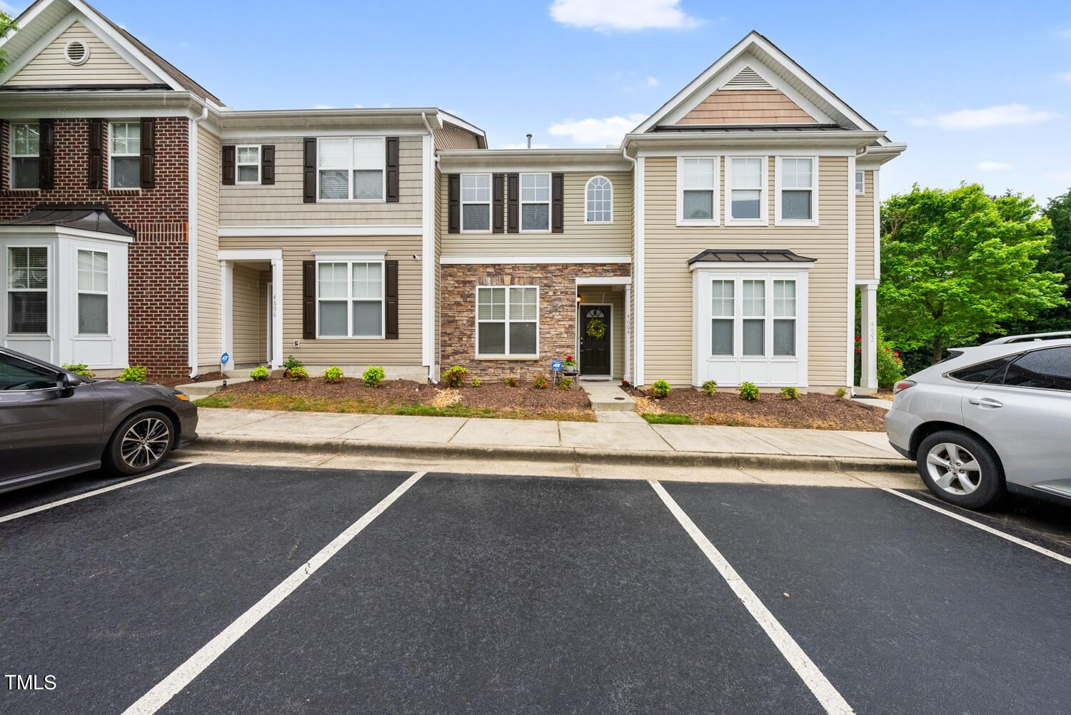 4604 Peyton Hall Way