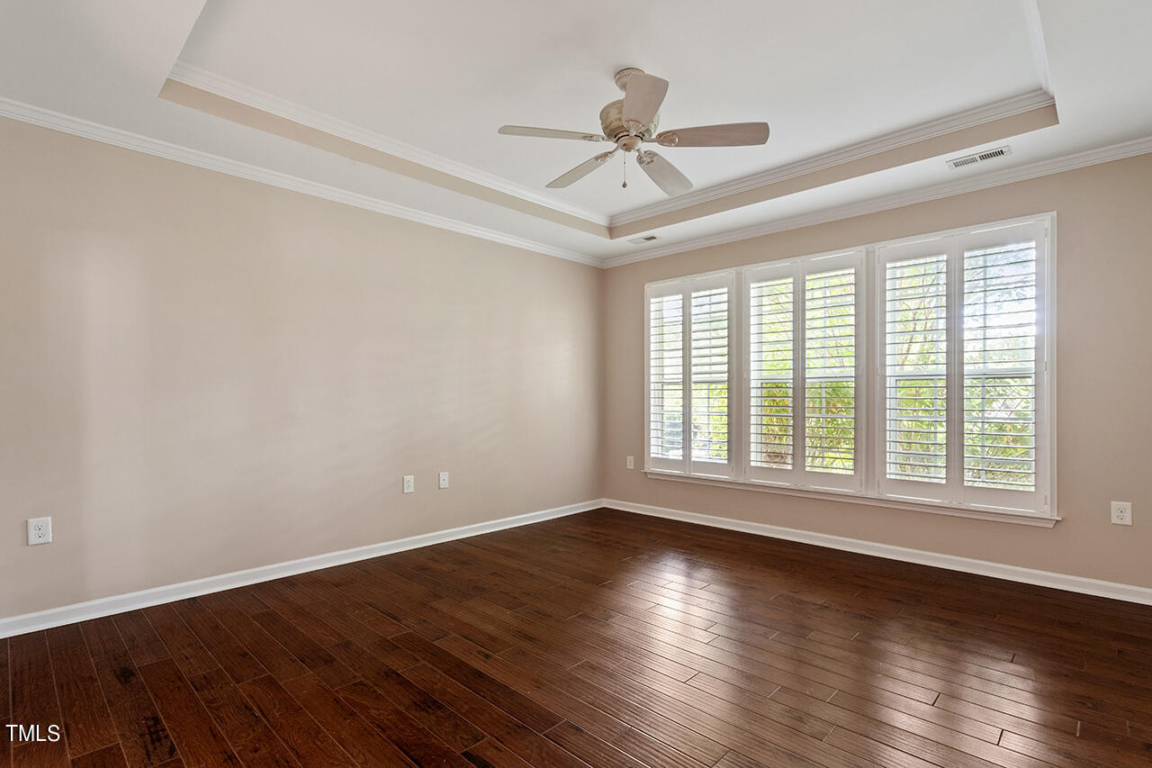 843 Blackfriars Loop