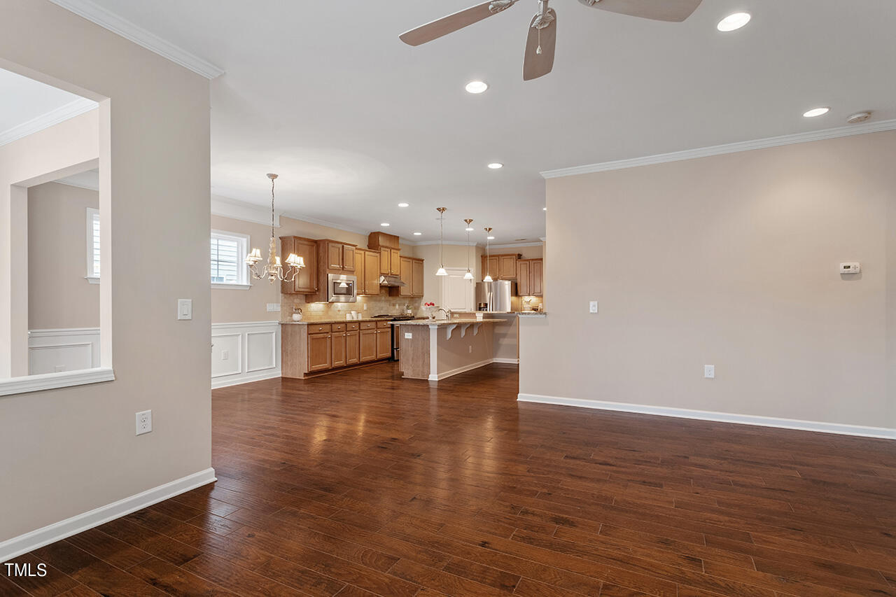 843 Blackfriars Loop