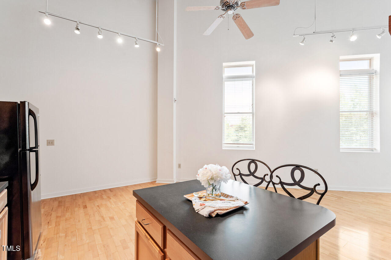 700 Market Street Unit 207