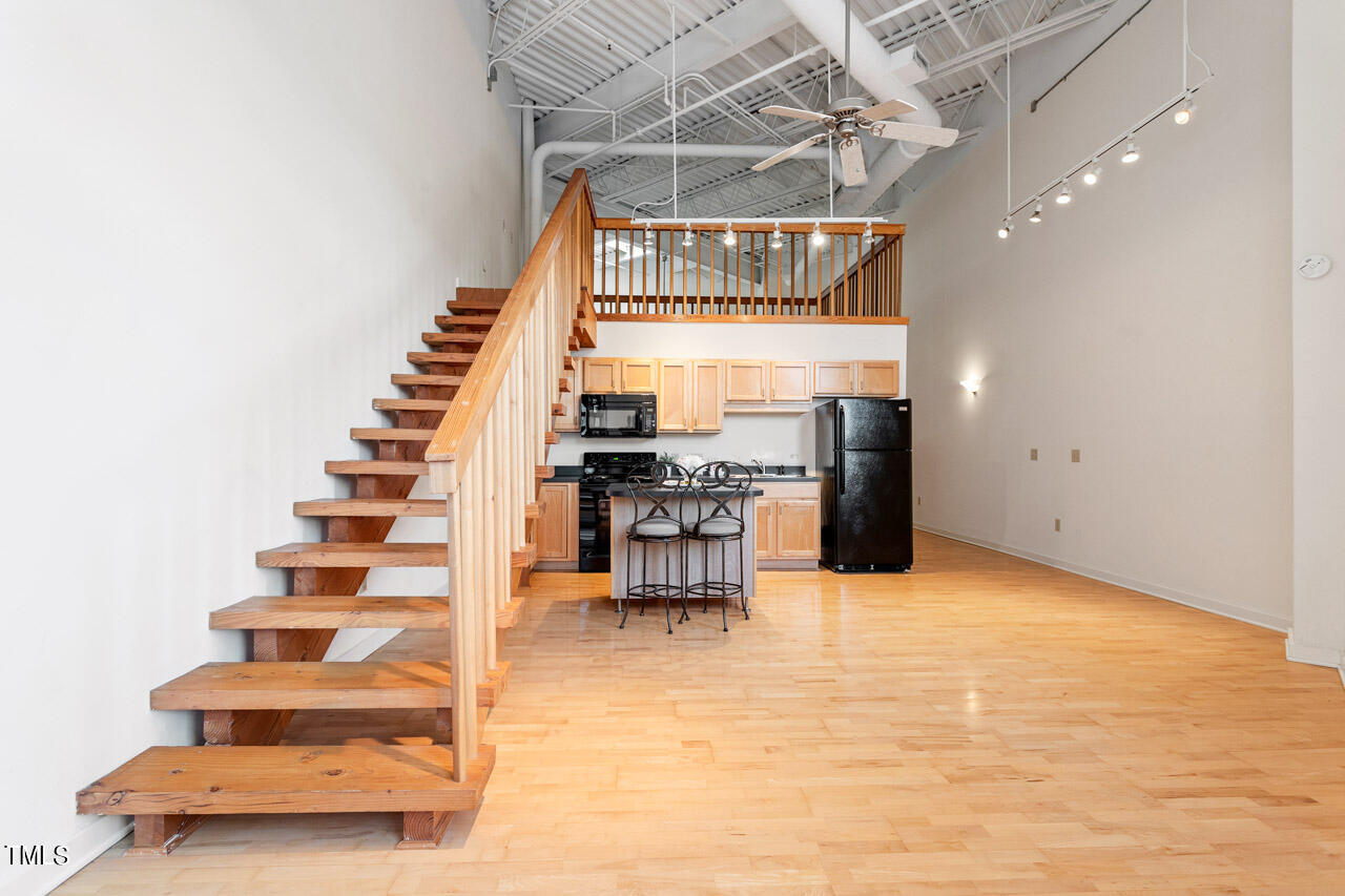 700 Market Street Unit 207
