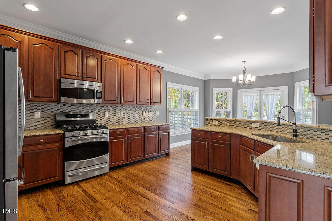 9228 Meadow Mist Court