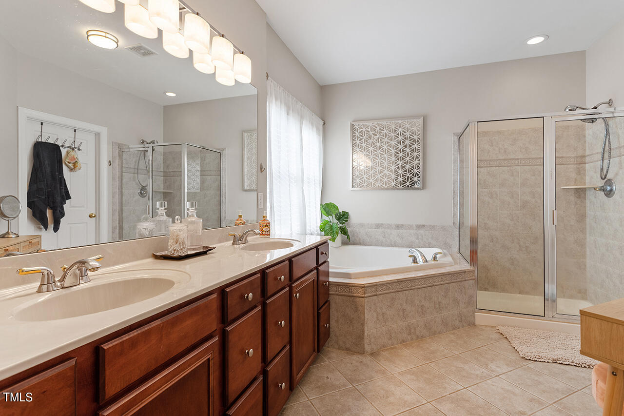 9228 Meadow Mist Court