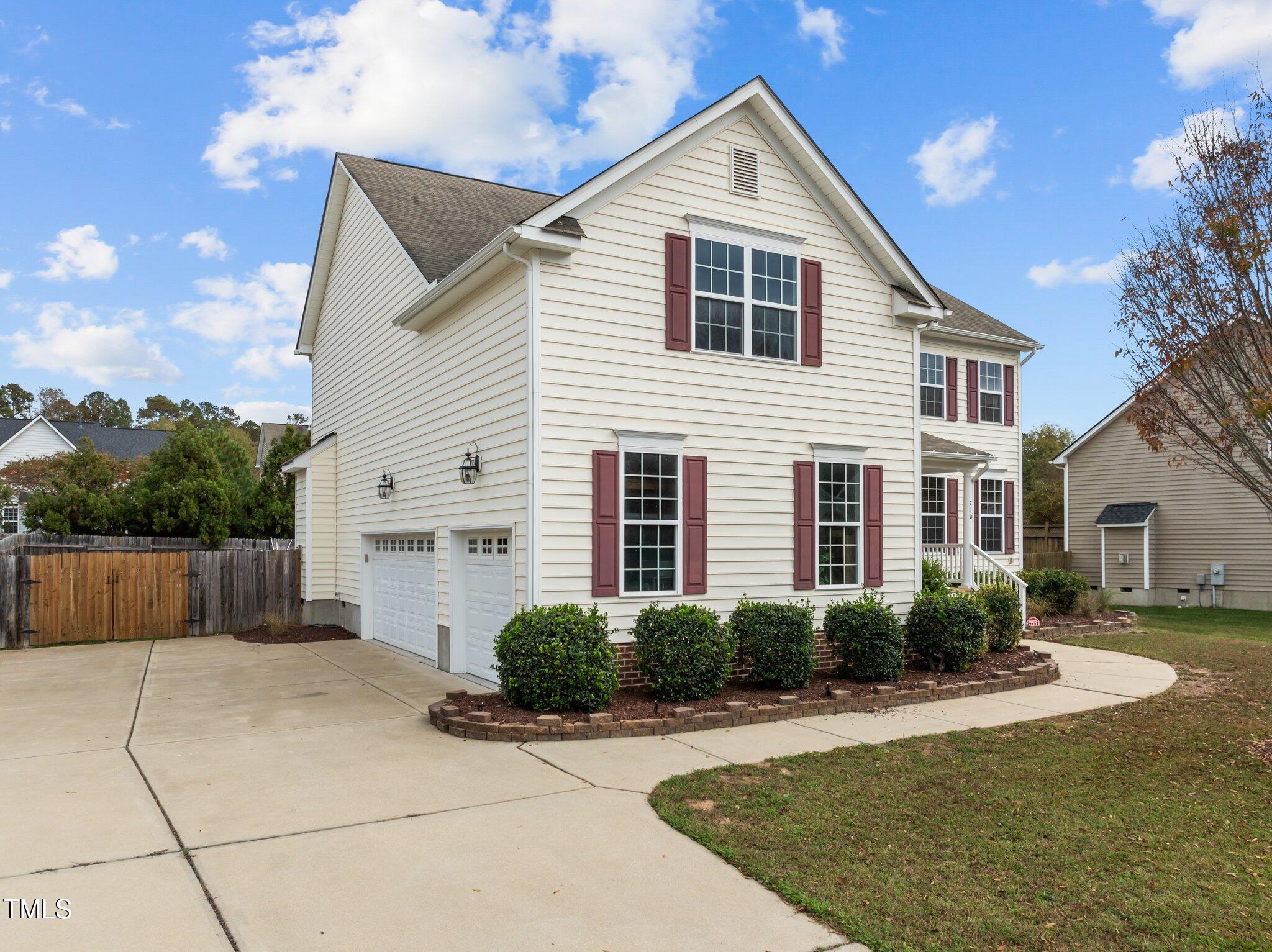 210 Rockywalk Court