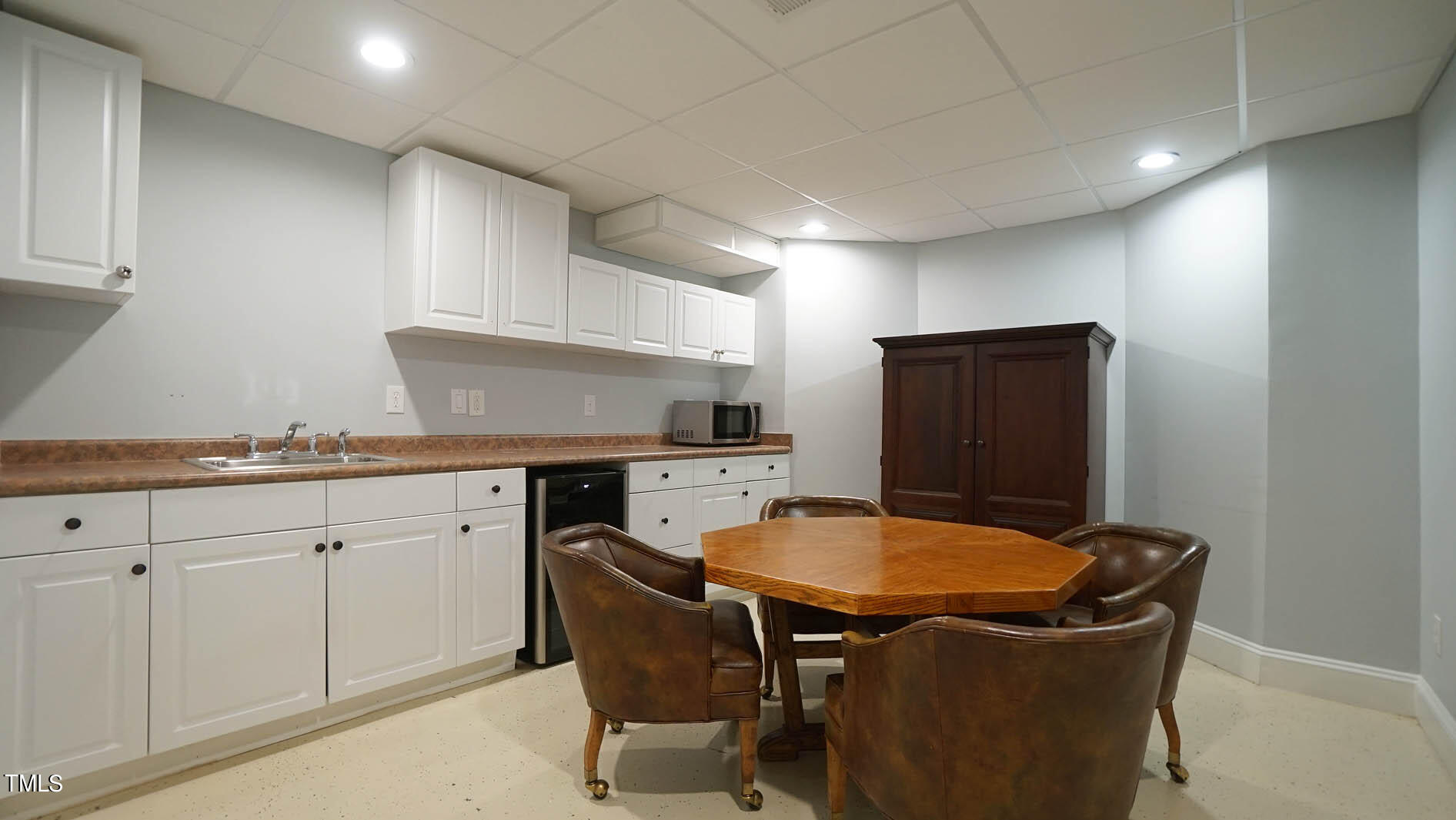 1017 Hidden Hills Drive