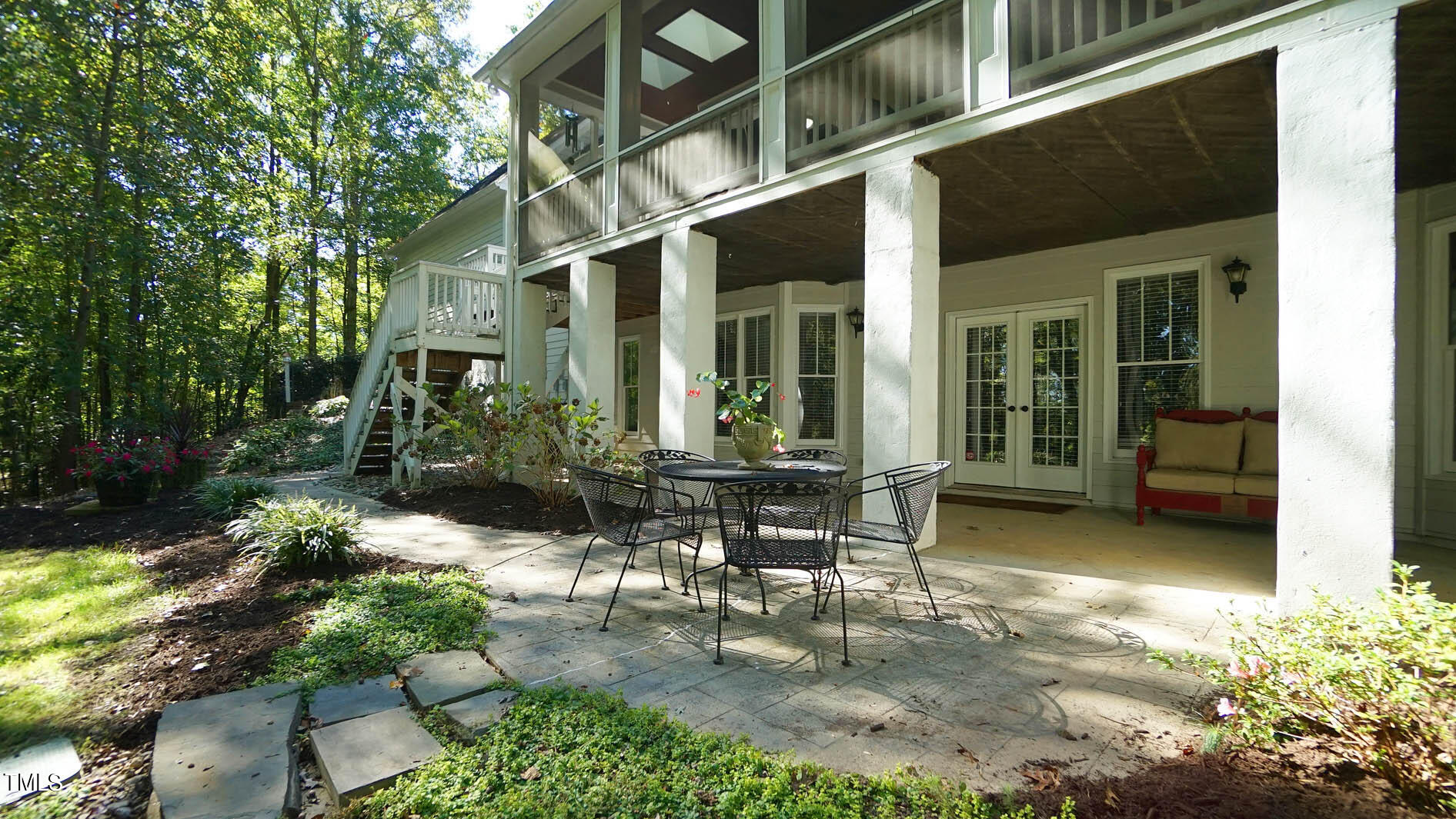 1017 Hidden Hills Drive