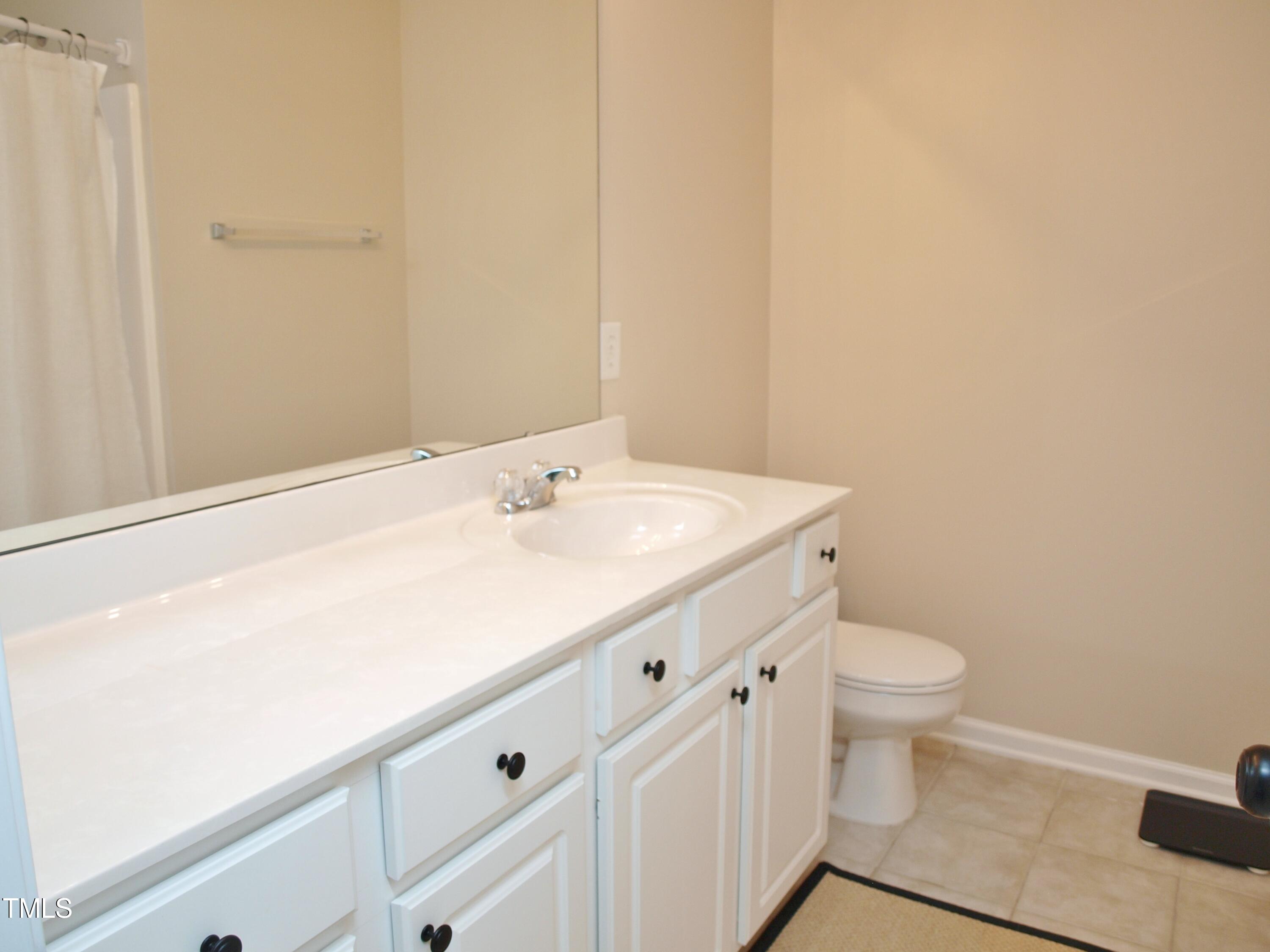4849 Sir Duncan Way