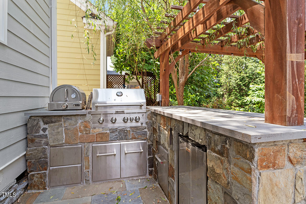 211 Candia Lane