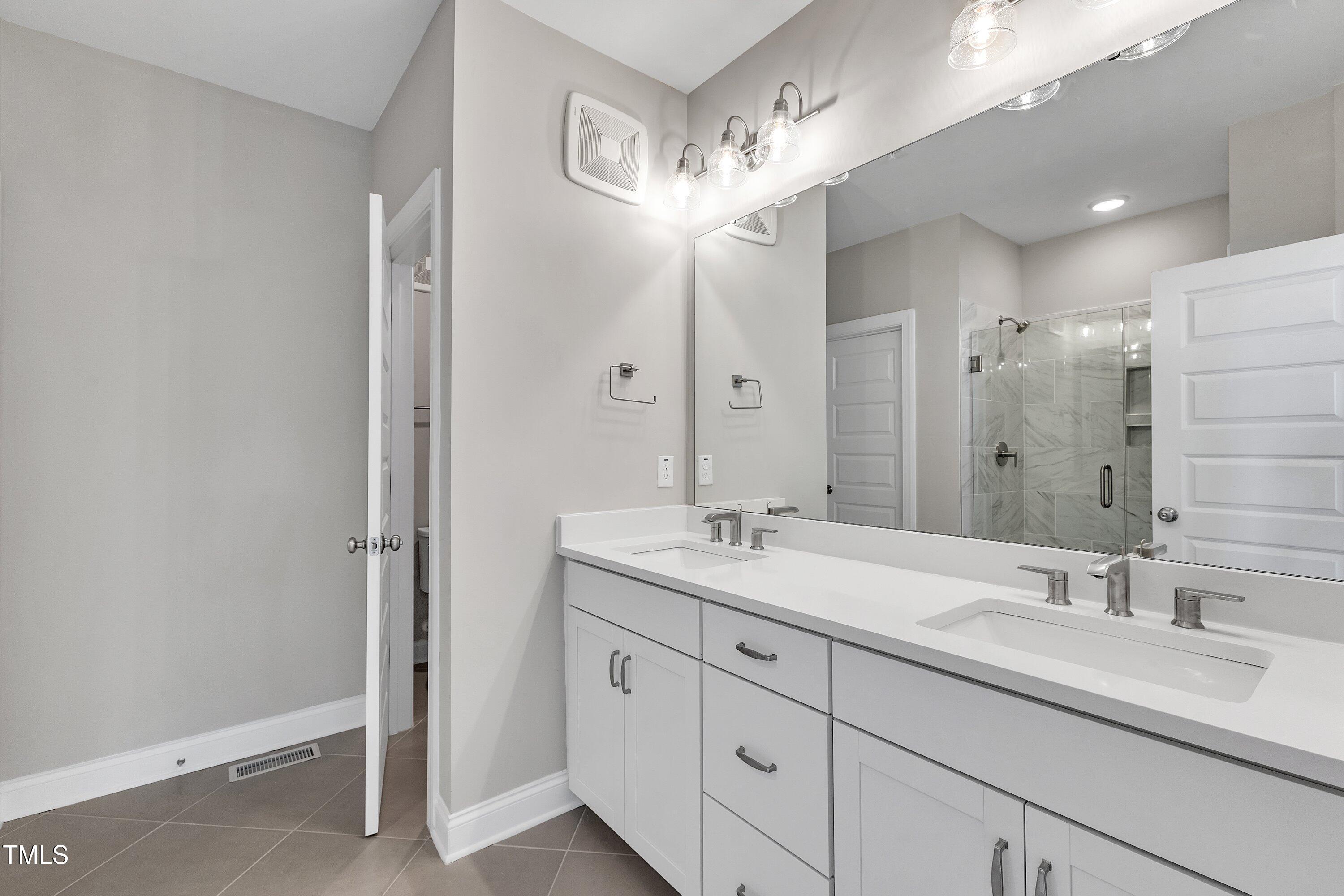 10549 Pleasant Branch Drive Unit 101