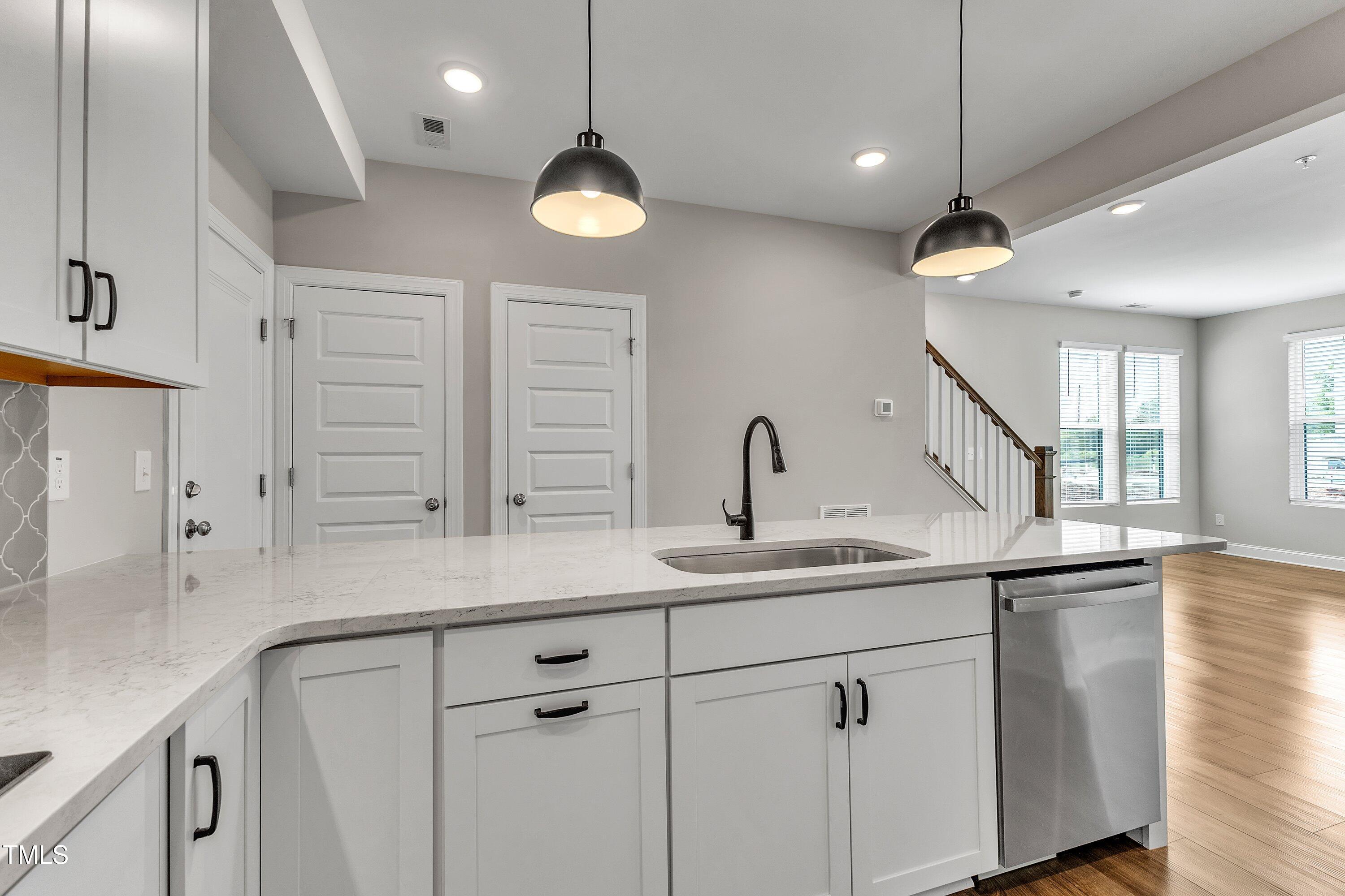 10549 Pleasant Branch Drive Unit 101