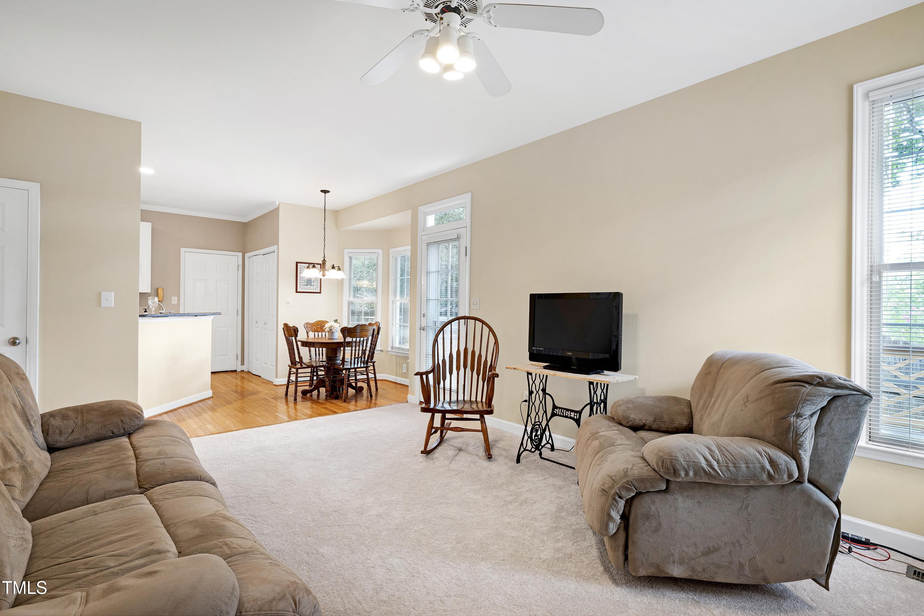 102 Whitlock Lane
