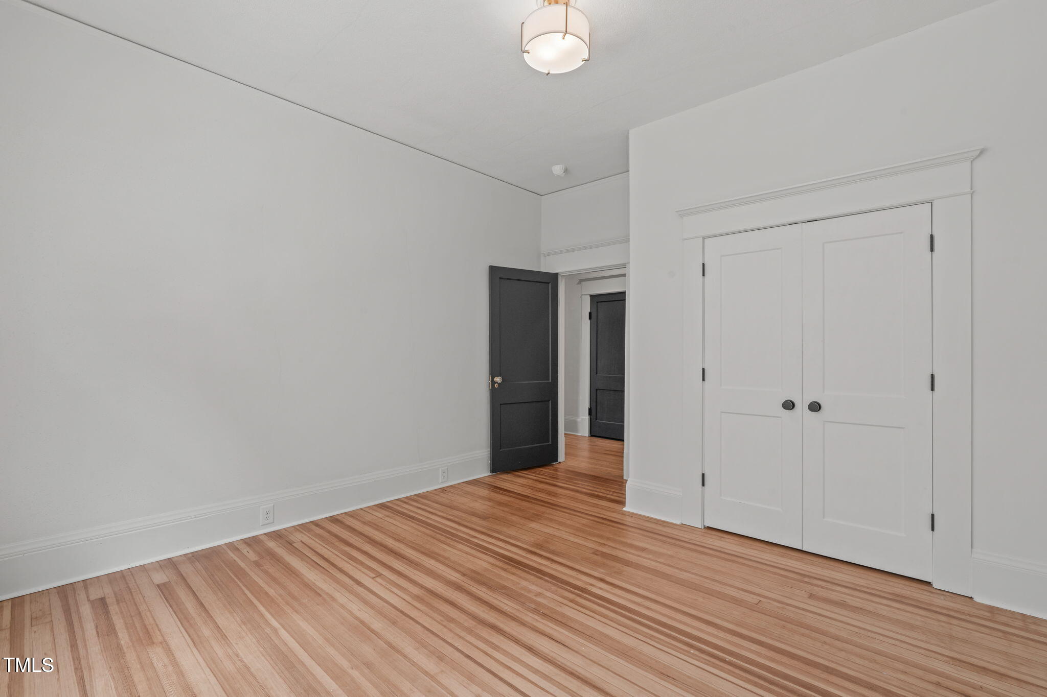 318 E Trinity Avenue