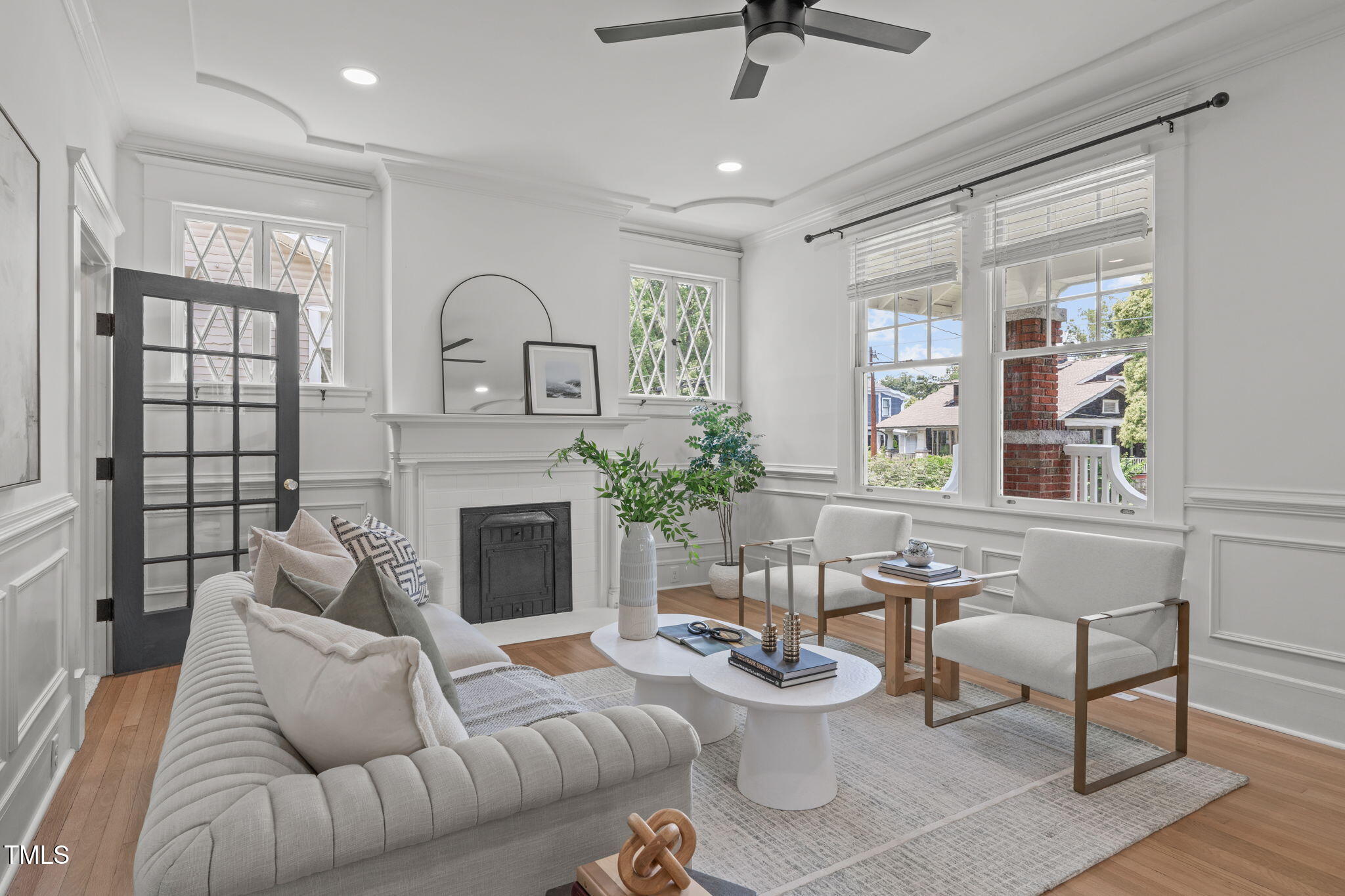 318 E Trinity Avenue