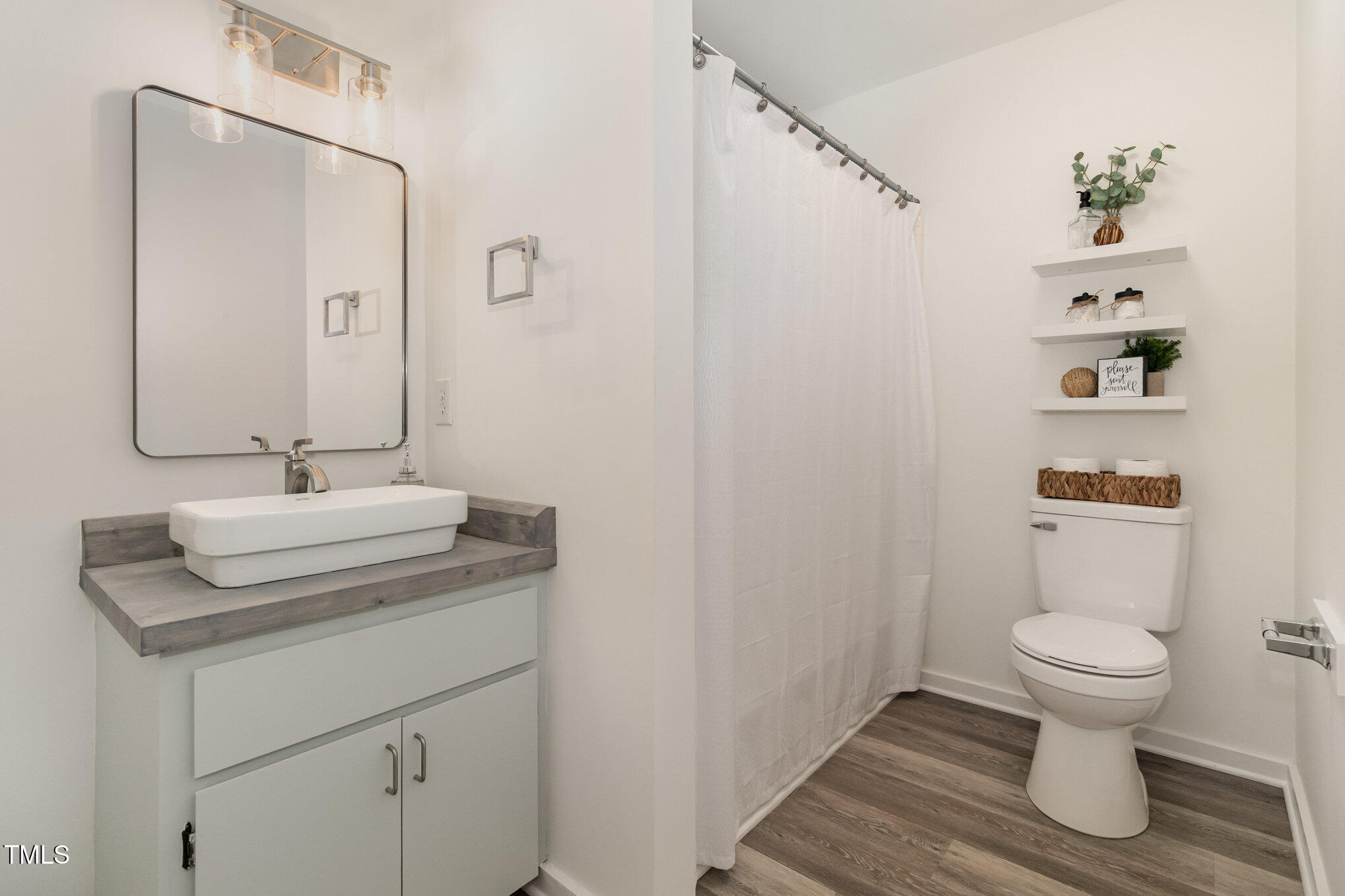 506 Lochness Lane Lane