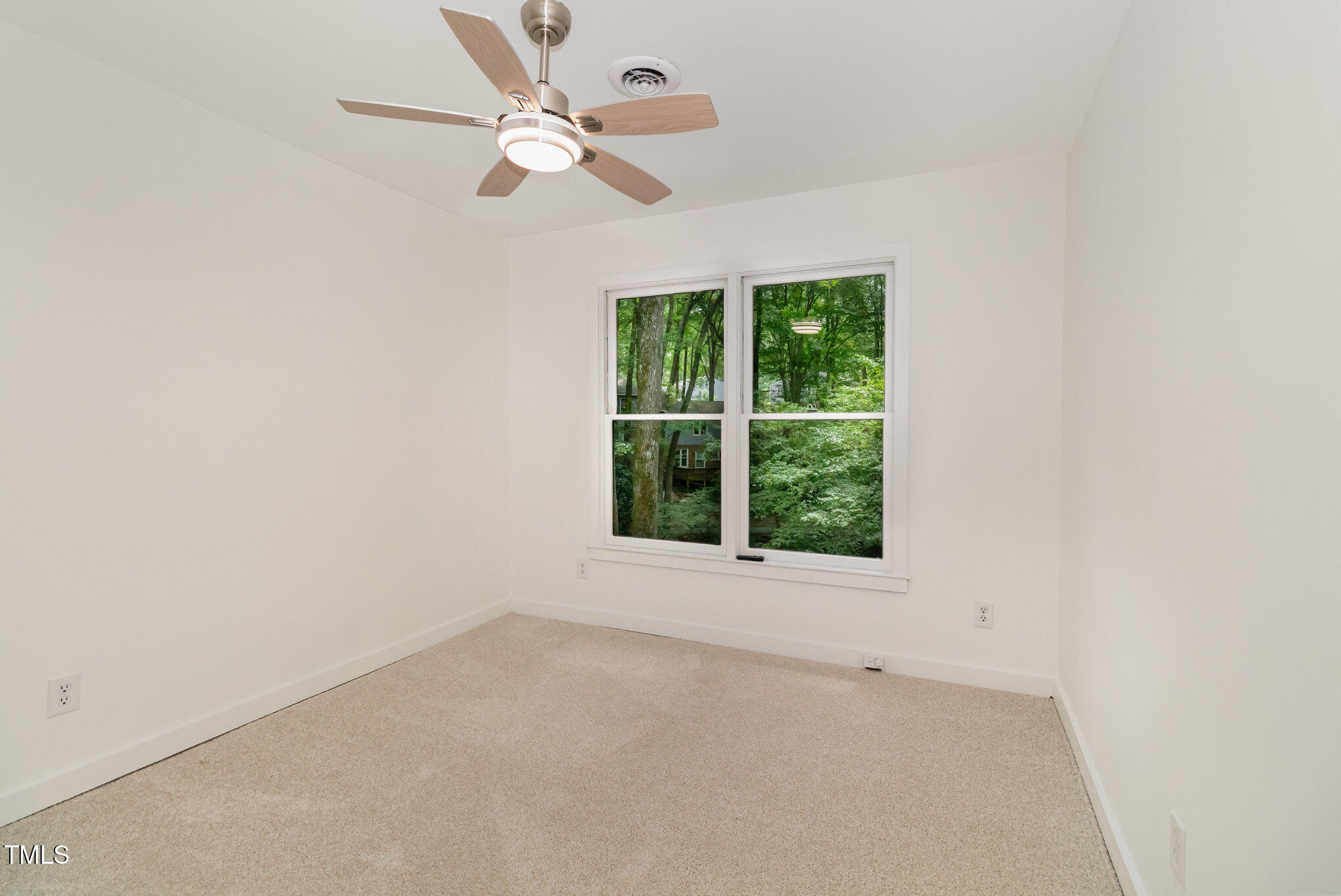 506 Lochness Lane Lane