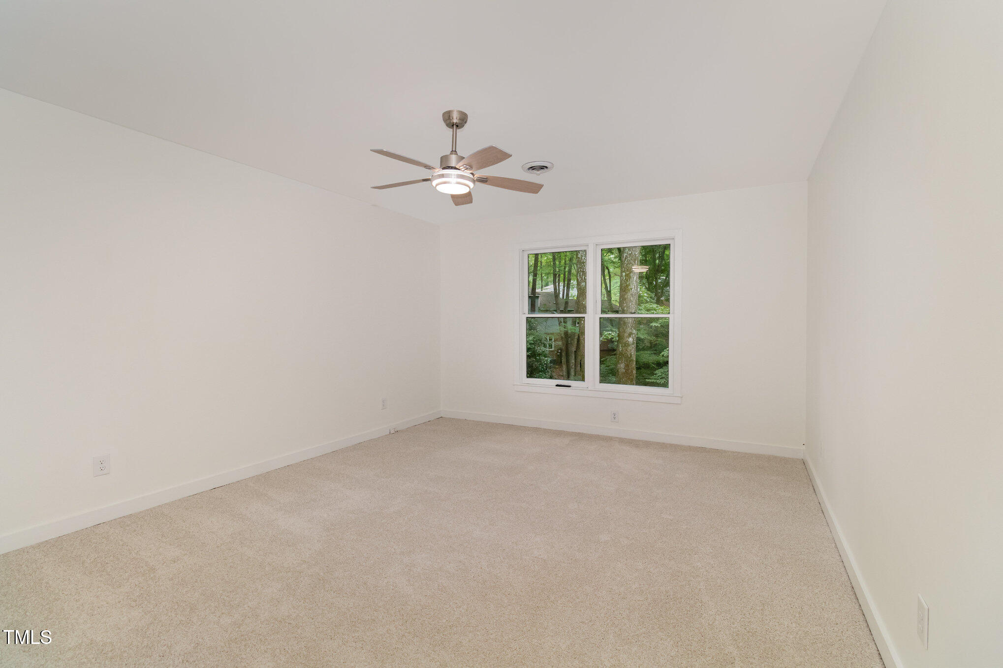 506 Lochness Lane Lane