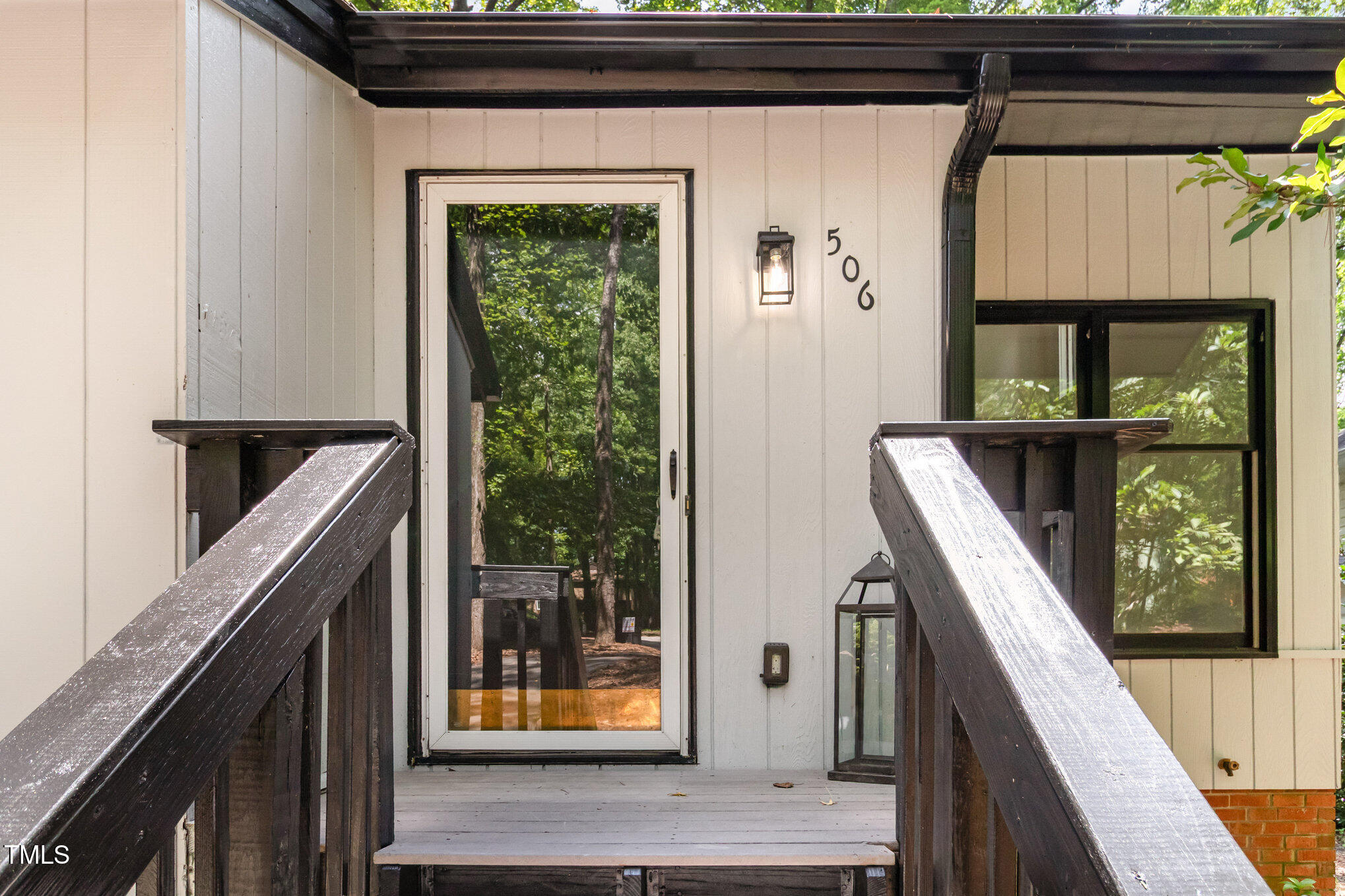 506 Lochness Lane Lane