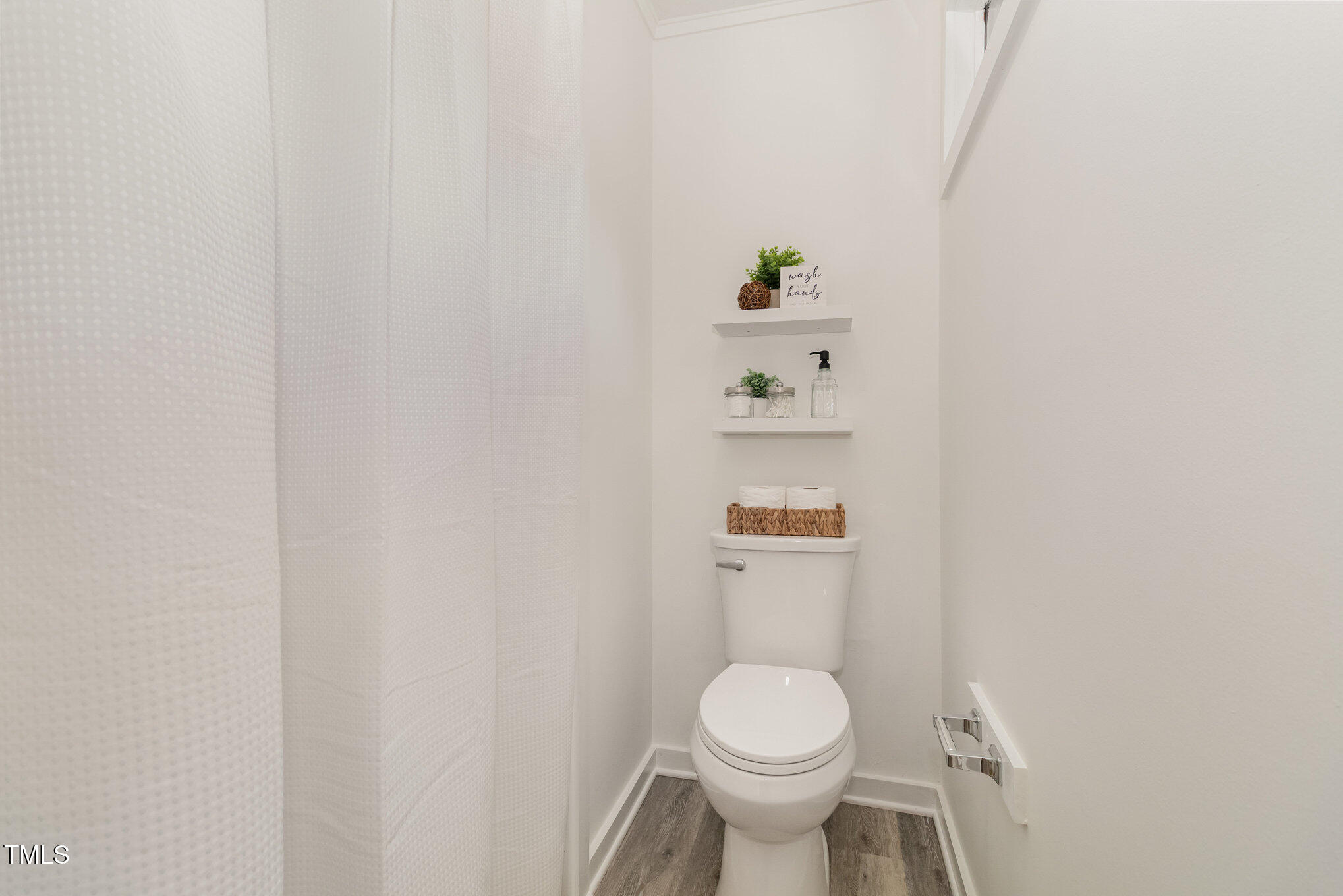 506 Lochness Lane Lane