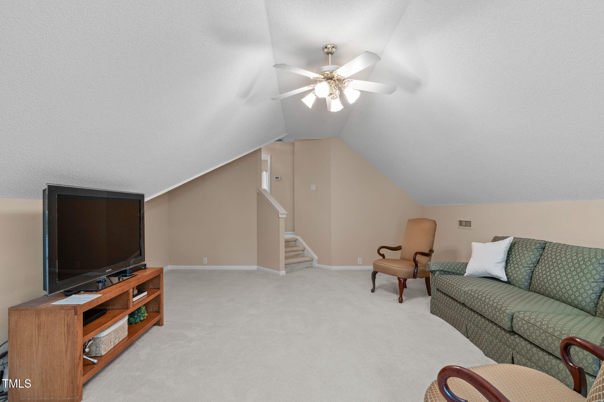 103 Trumbell Circle