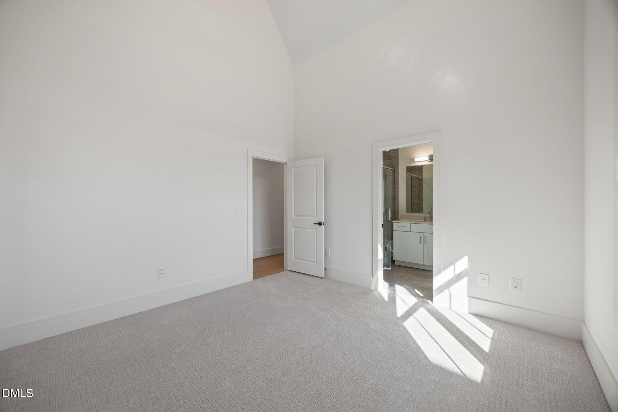 5816 Carriage Gate Drive
