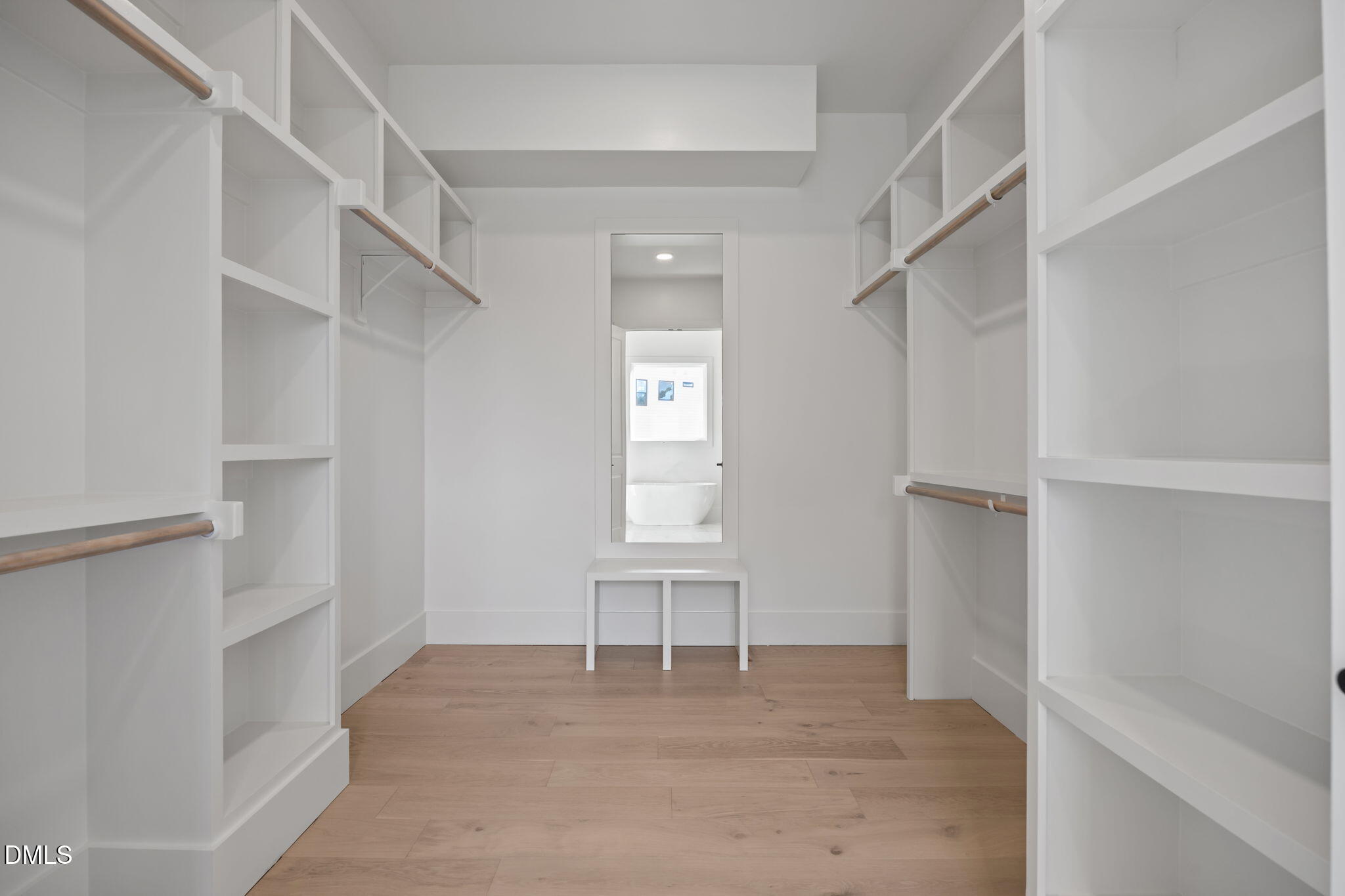5816 Carriage Gate Drive