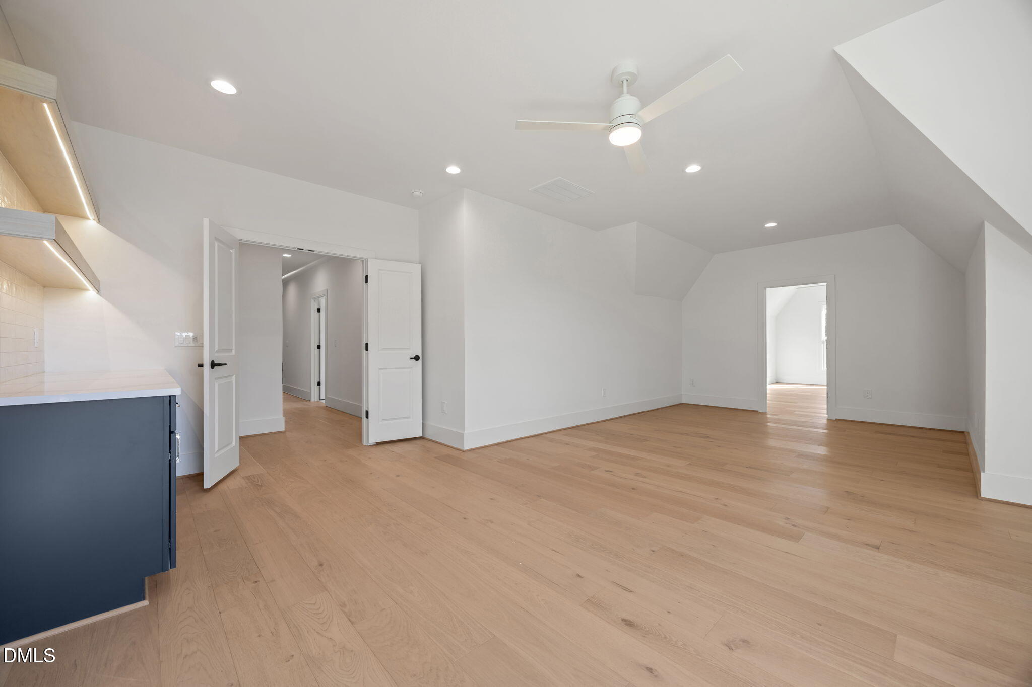 5816 Carriage Gate Drive