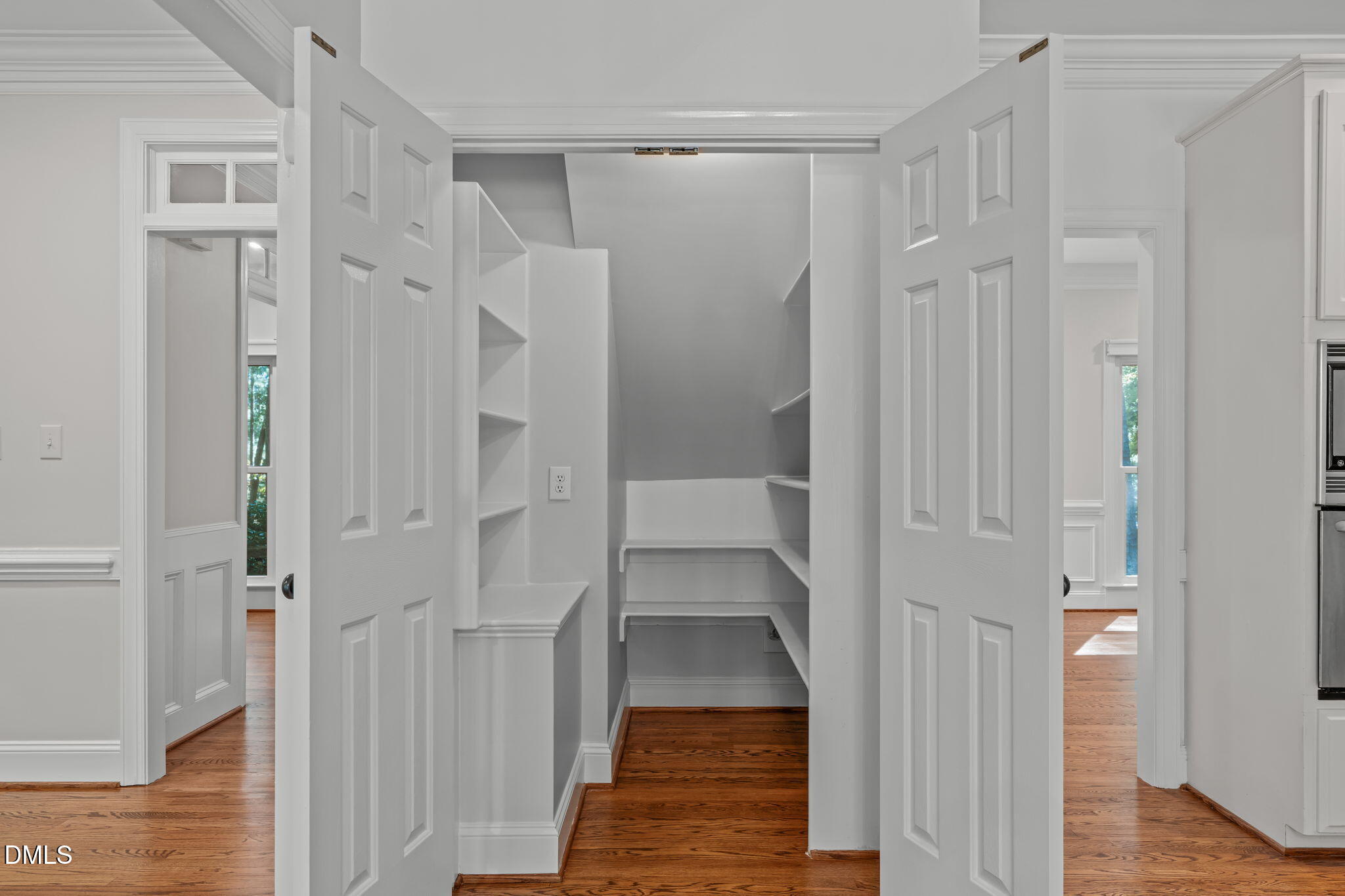 3717 Brackenridge Lane