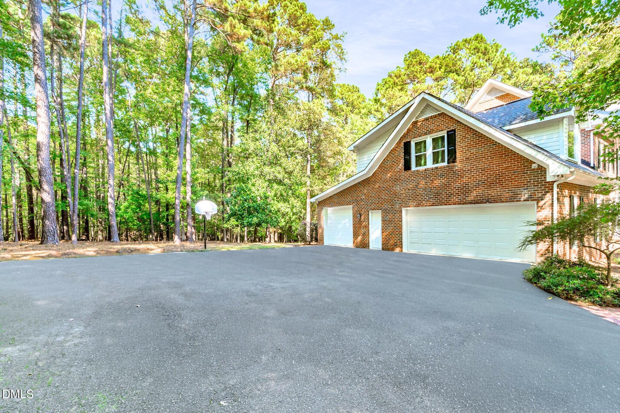 3717 Brackenridge Lane