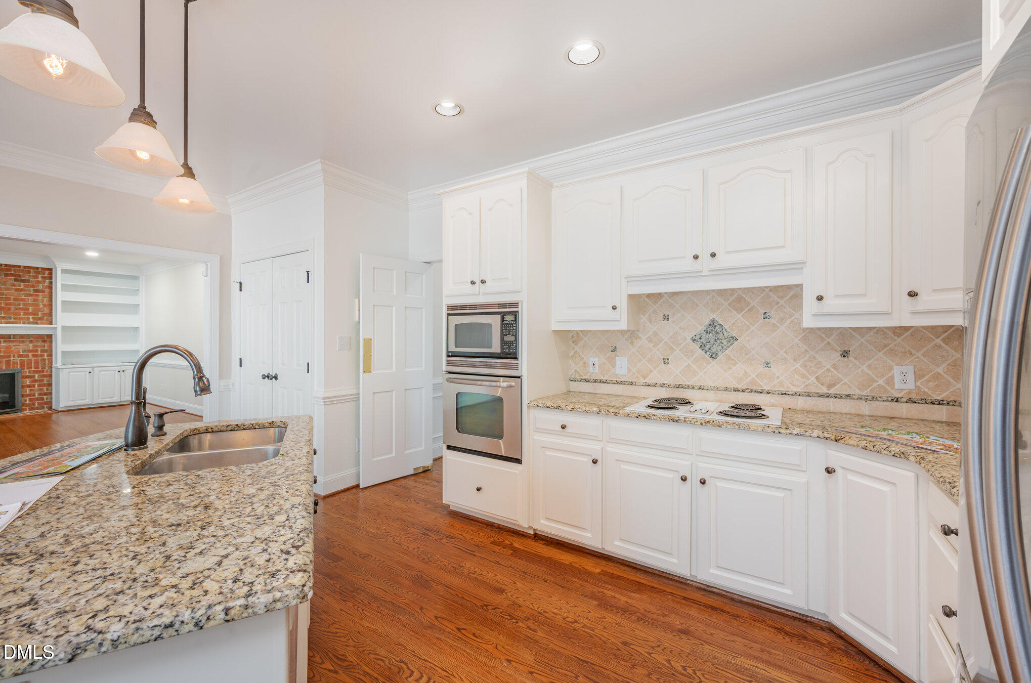 3717 Brackenridge Lane