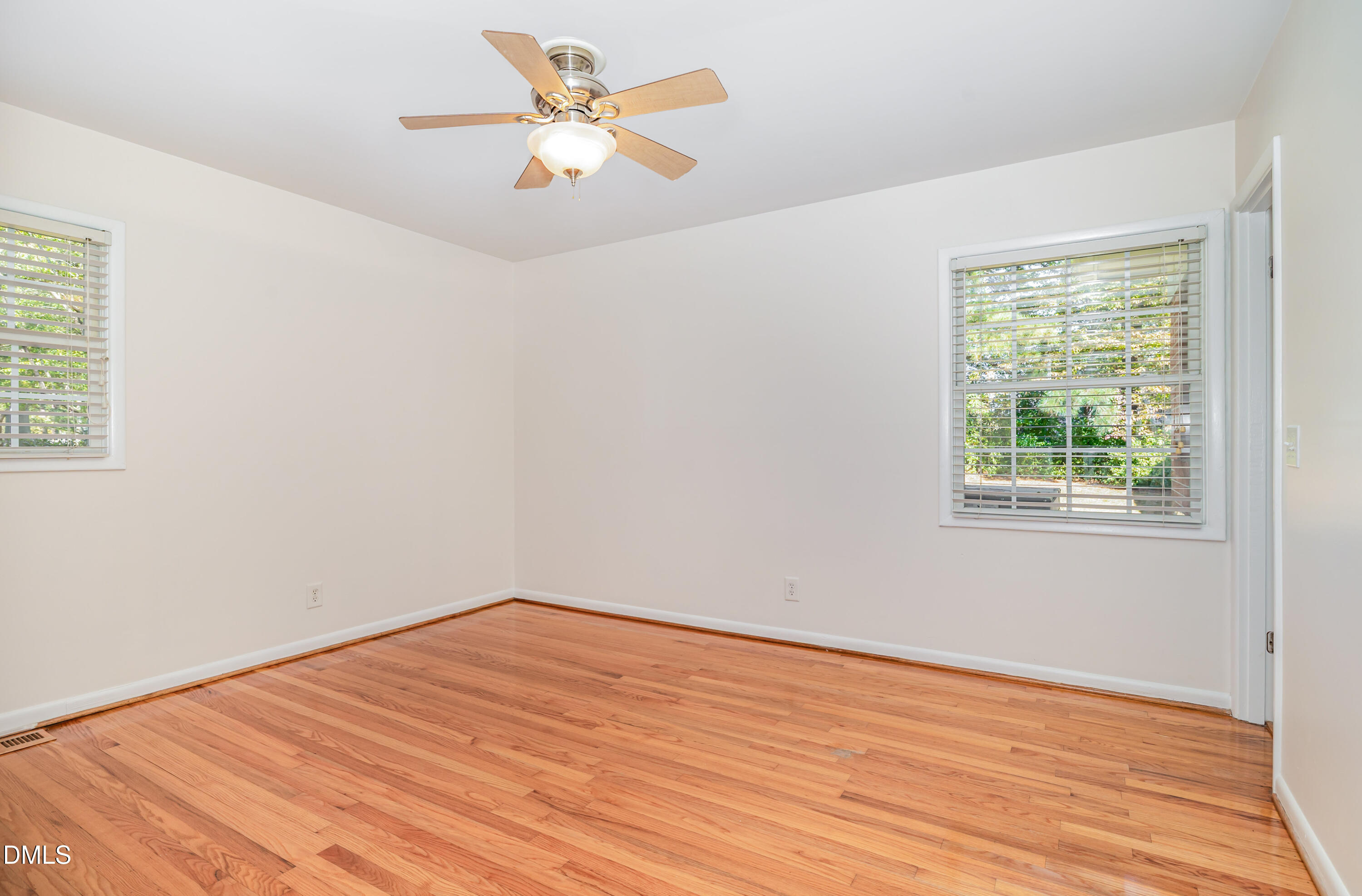 508 N Baker Street, Four Oaks