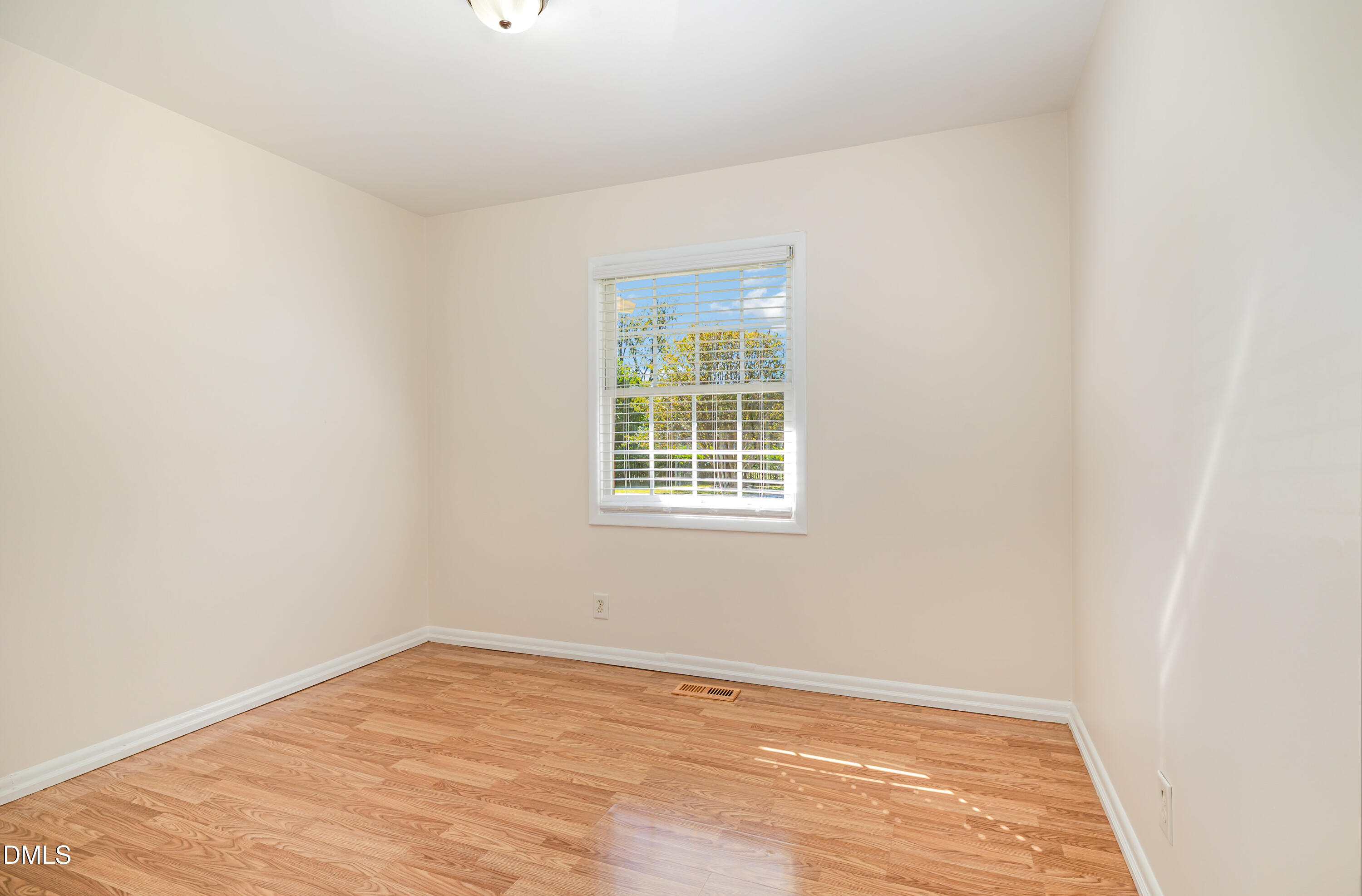 508 N Baker Street, Four Oaks